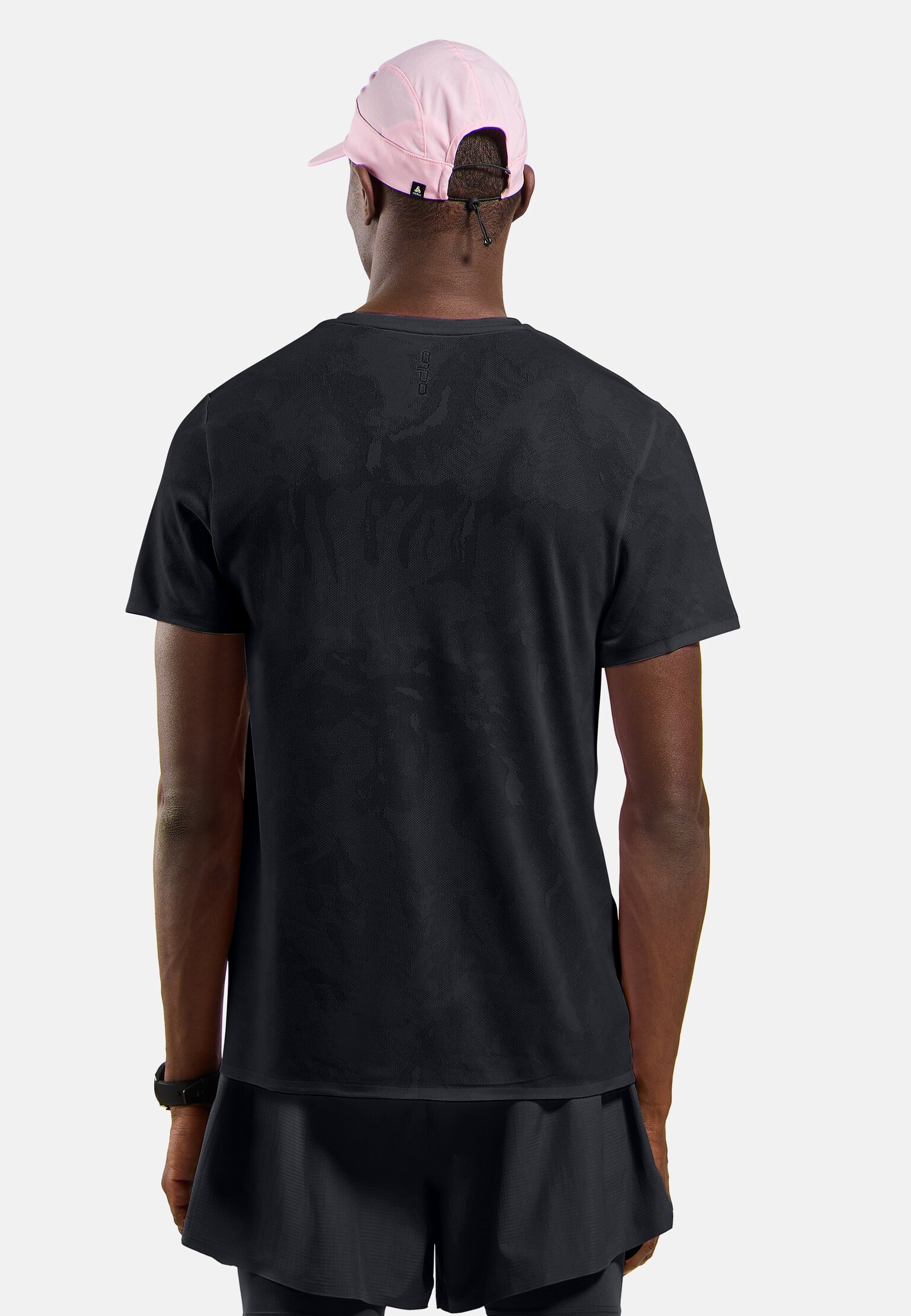 The Zeroweight Engineered Chill-Tec running t-shirt