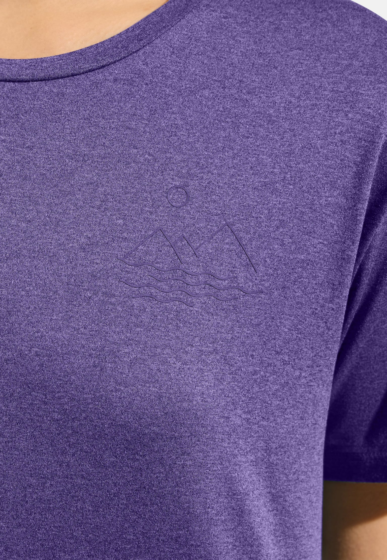Ascent Sun. Sea. Mountains. T-Shirt