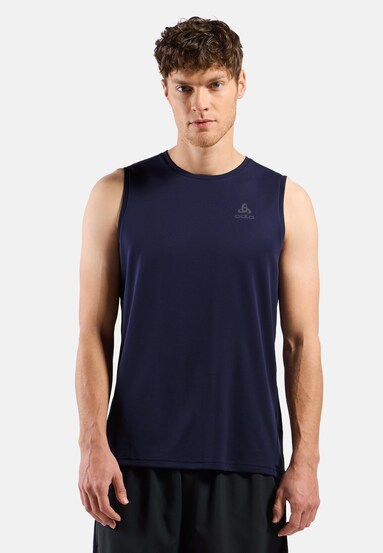 The men's Essentials base layer running singlet
