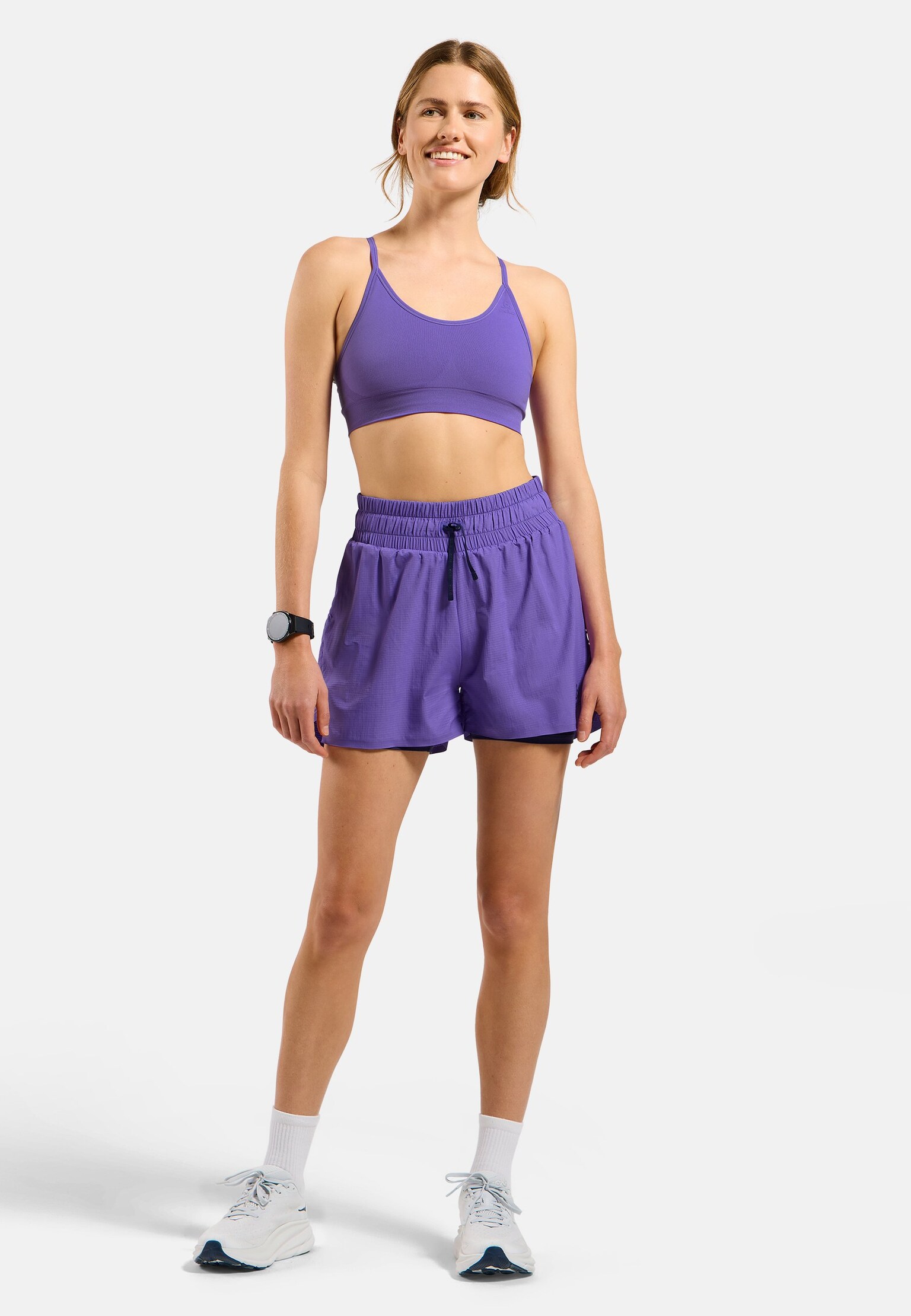 The Seamless soft-support reversible sports bra