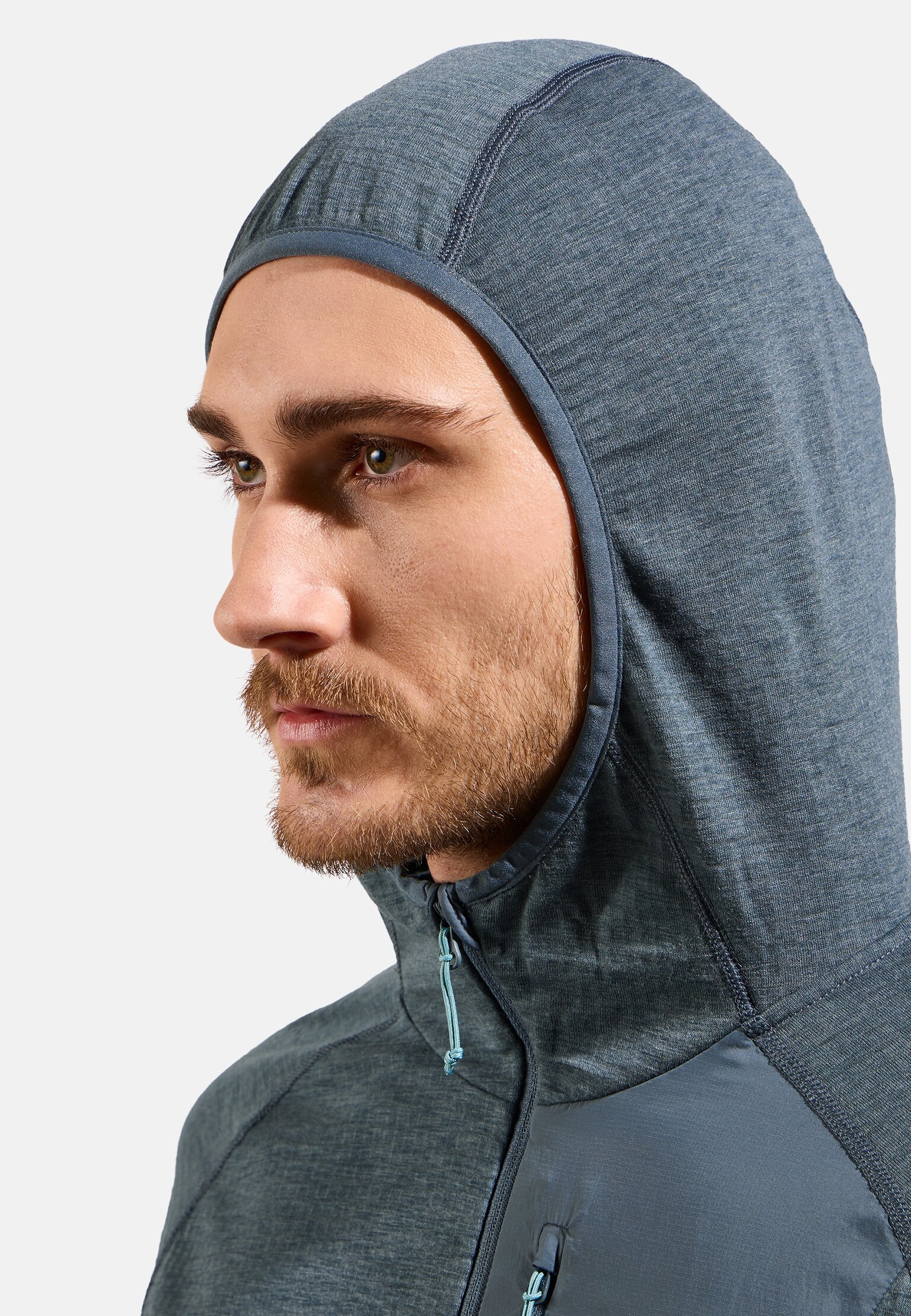 The Ascent mid layer hooded zip
