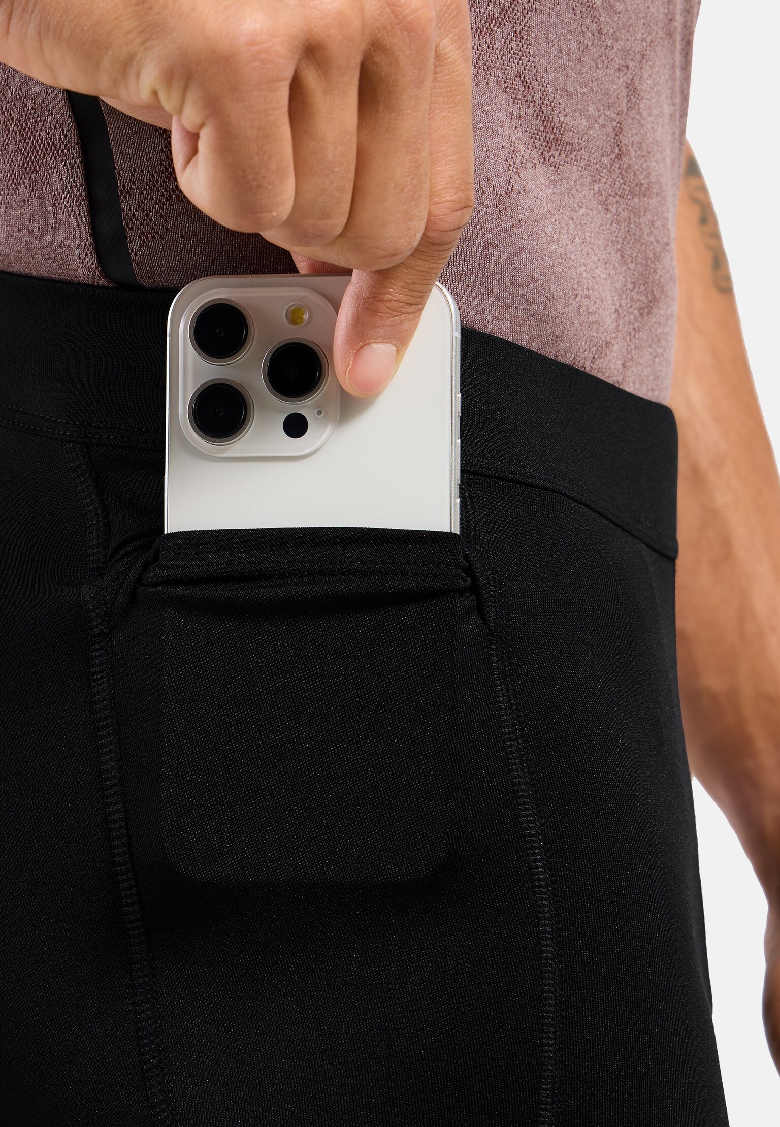 Essentials løpetights