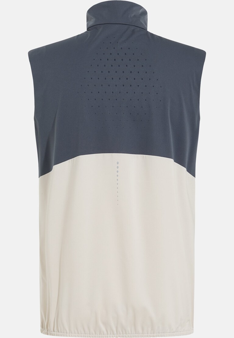 The Zeroweight Warm running vest