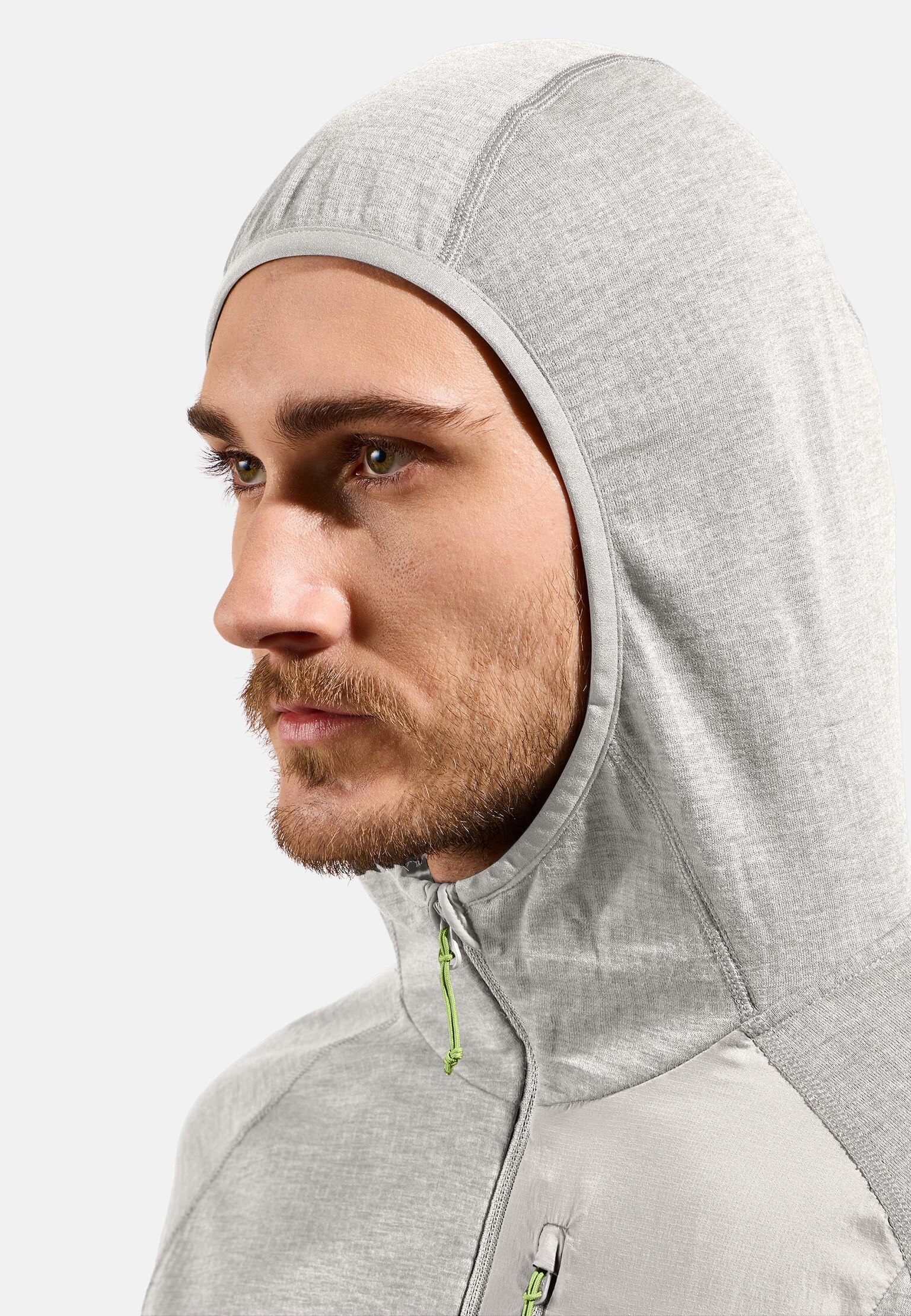 The Ascent mid layer hooded zip