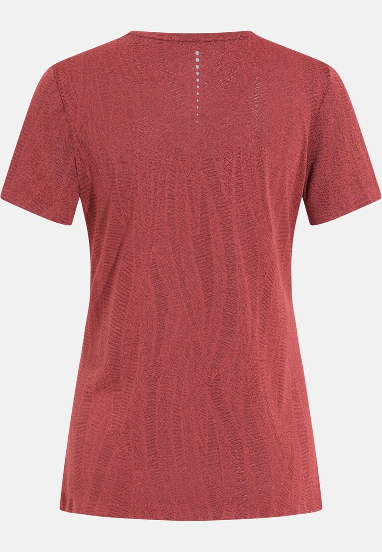 The Zeroweight Engineered Chill-Tec running t-shirt
