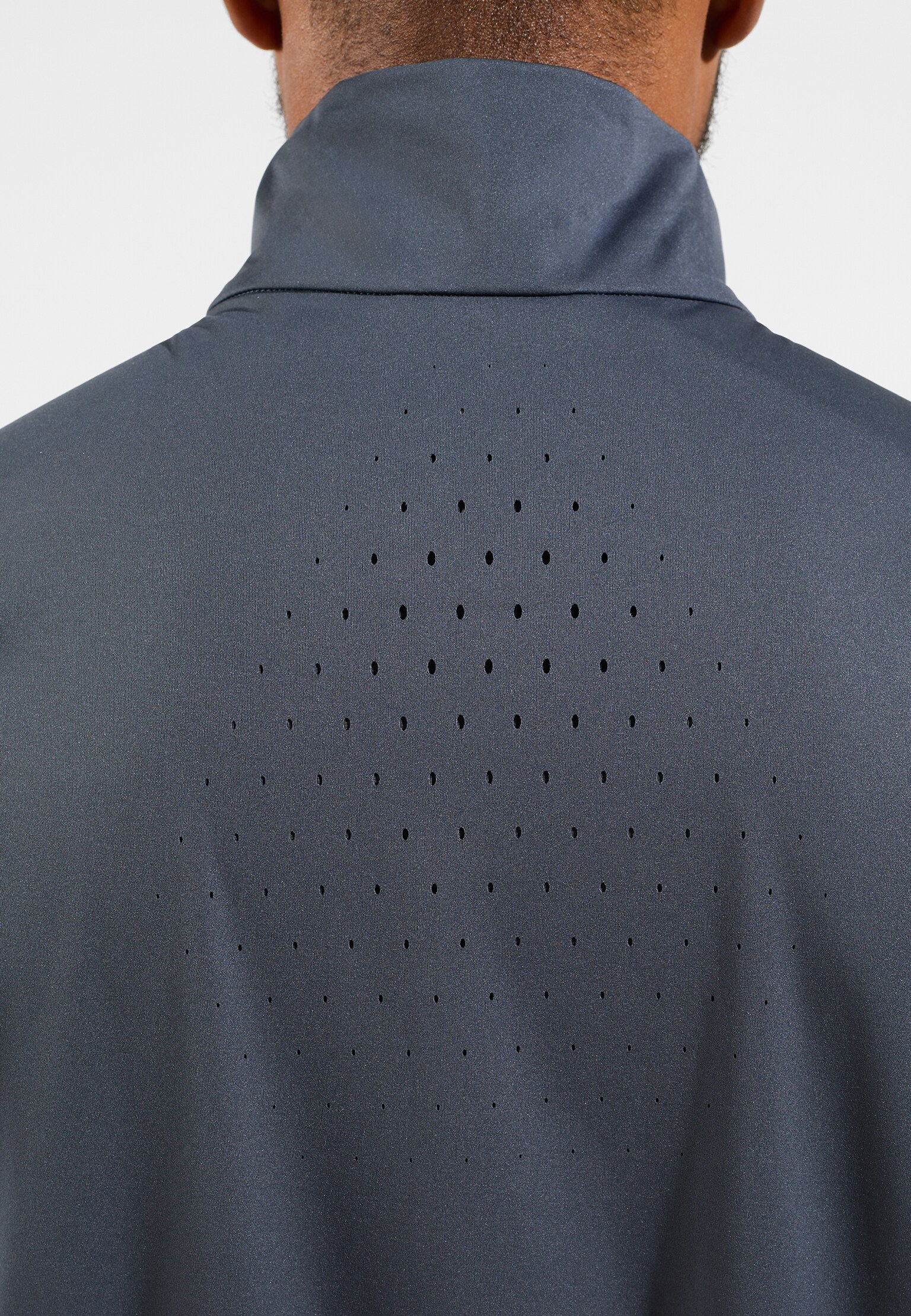 The Zeroweight Warm running vest