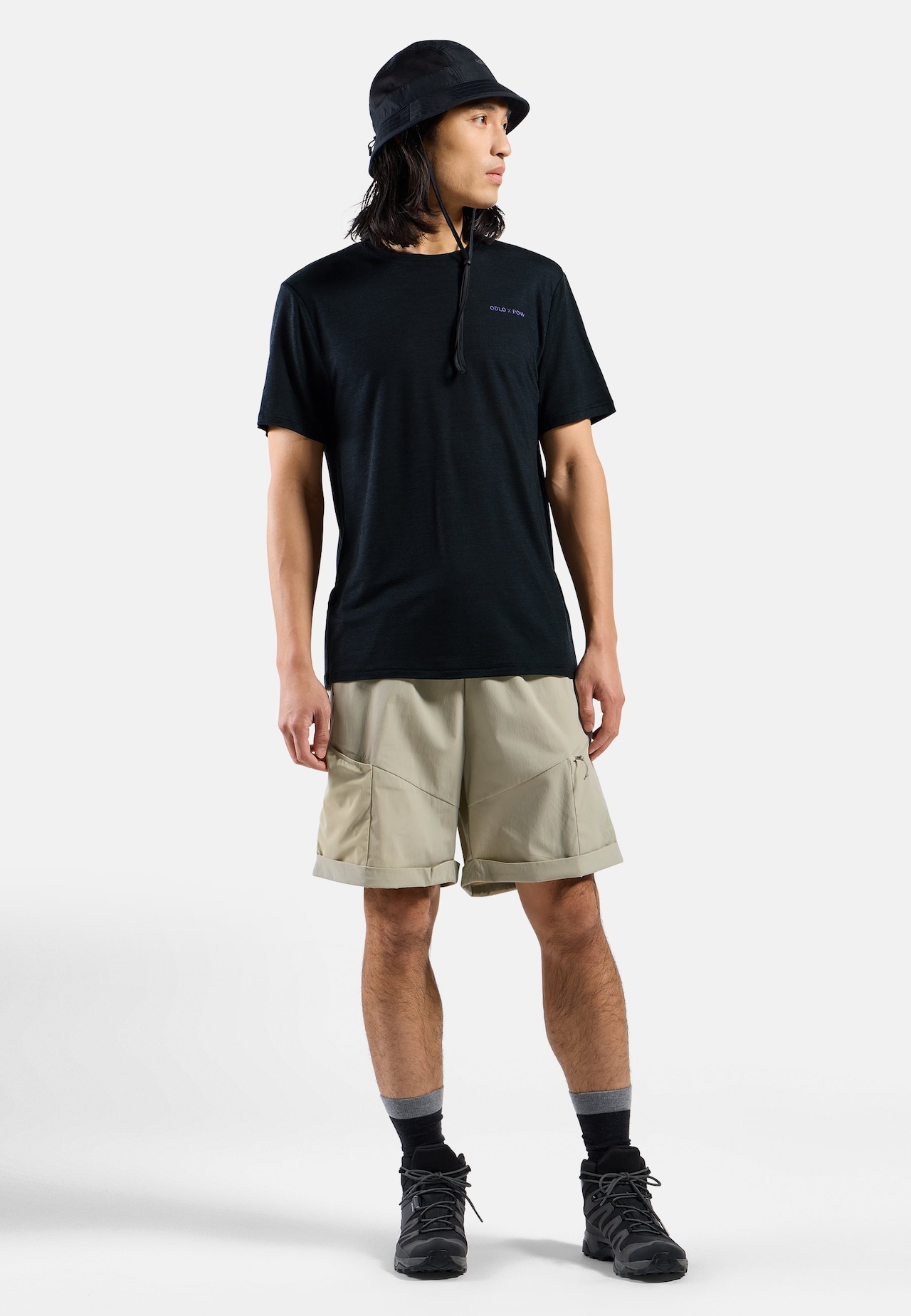 Short ample cargo Essential