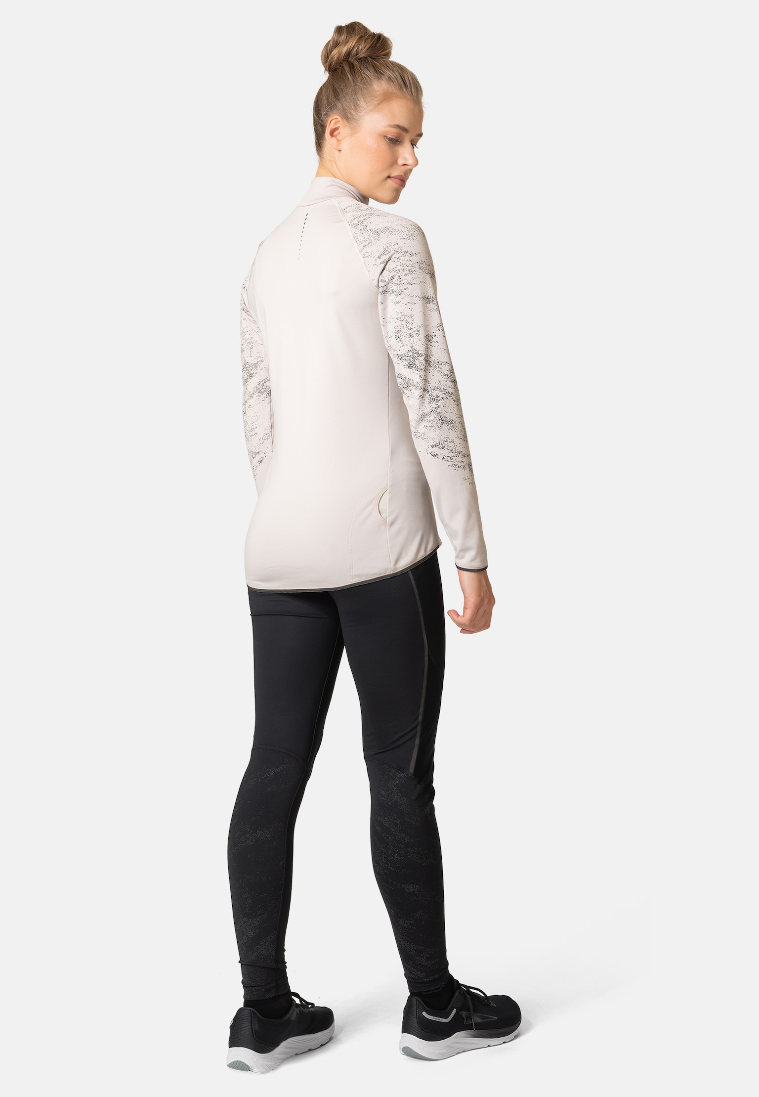 Zeroweight Ceramiwarm Reflective Running Half-Zip Mid Layer | Odlo®