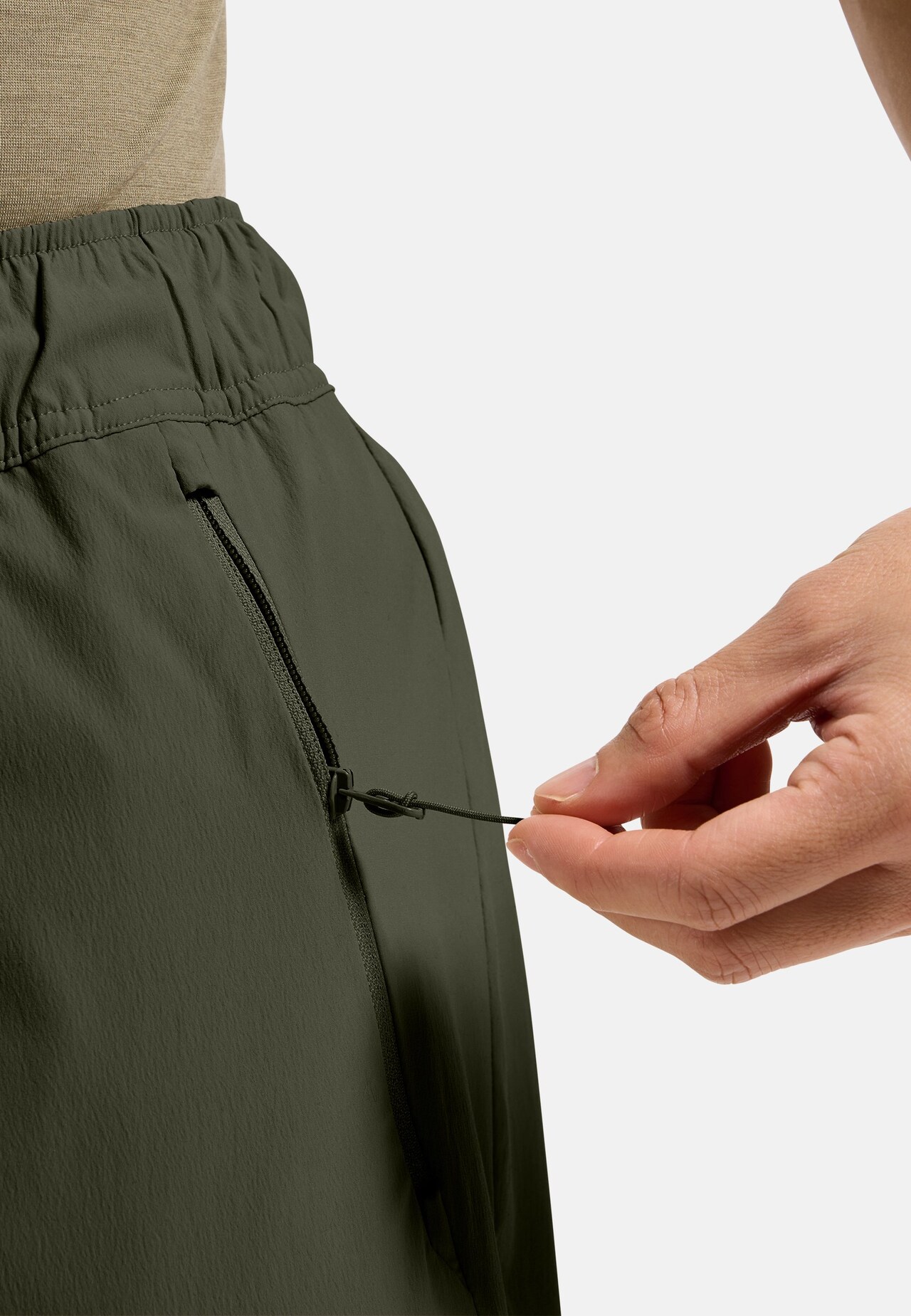 Essential Cargo Pants