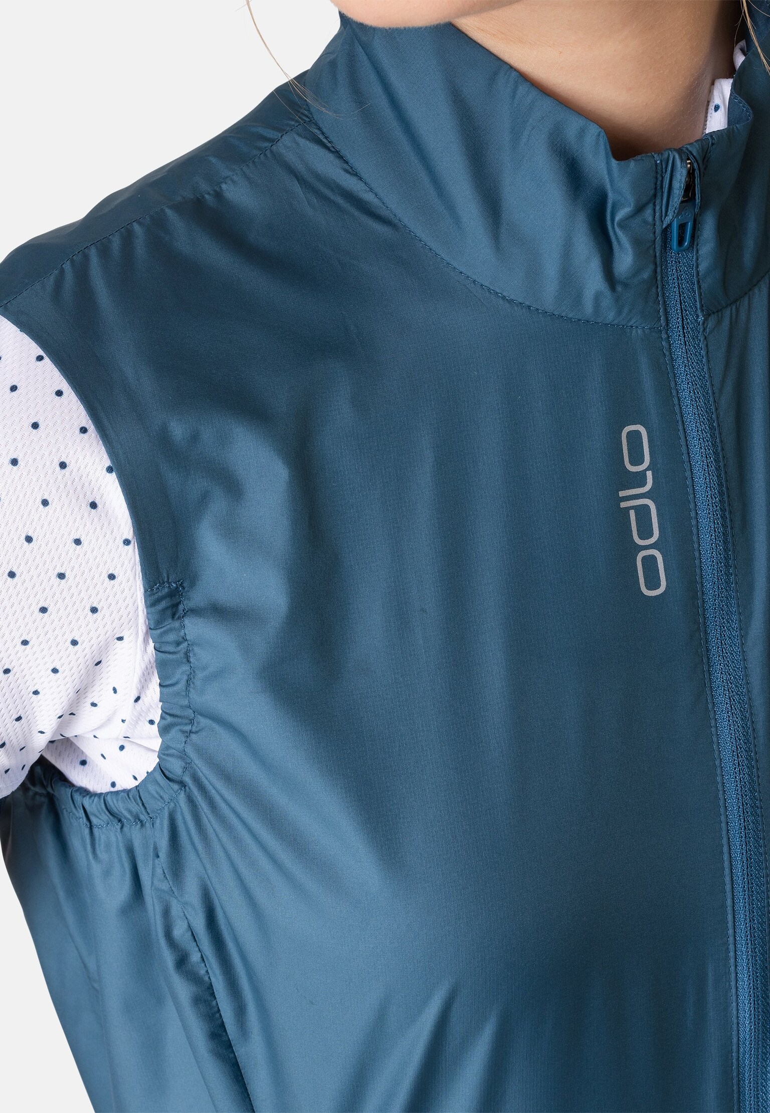 The Essentials windproof cycling vest