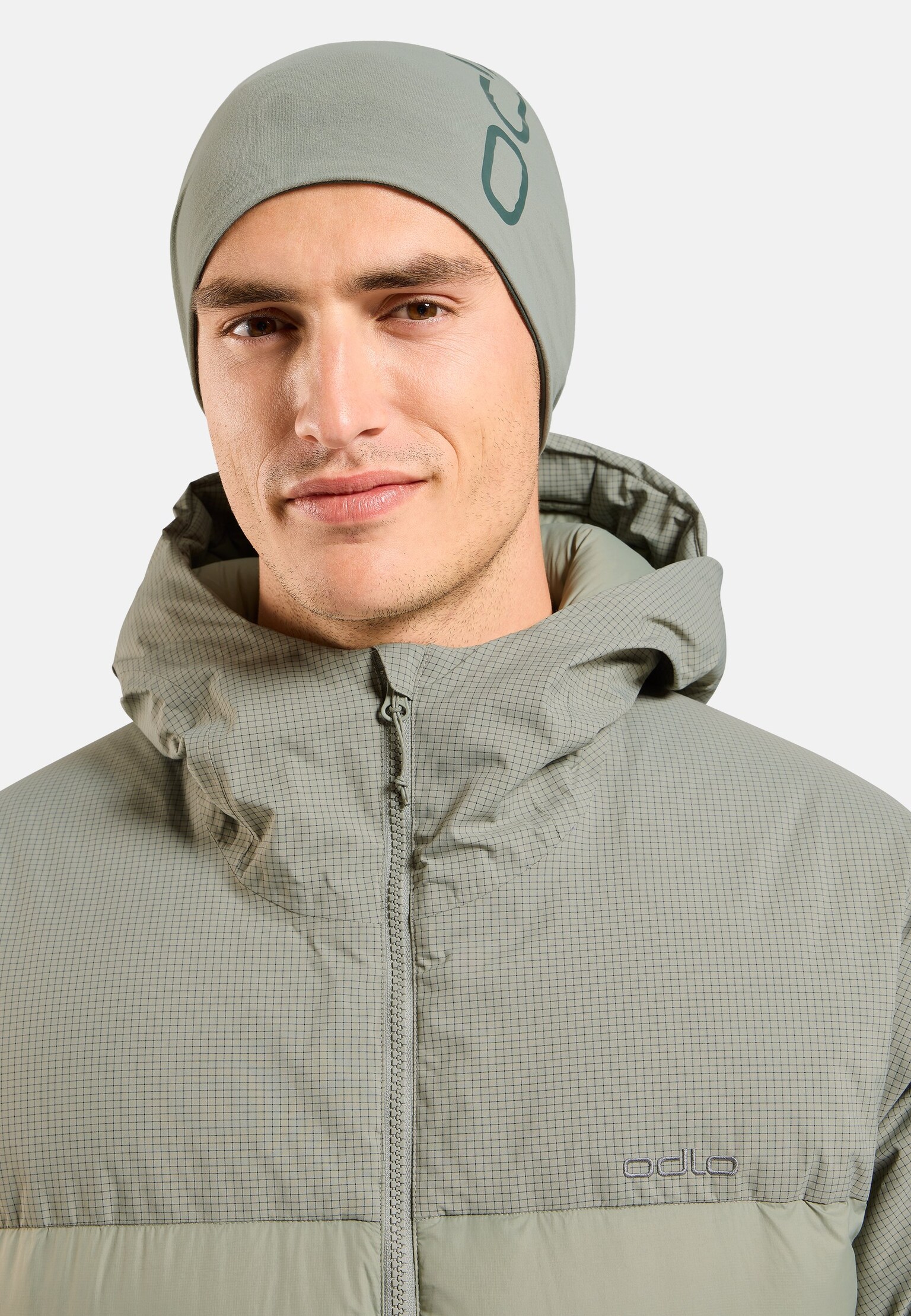 The reversible unisex beanie hat