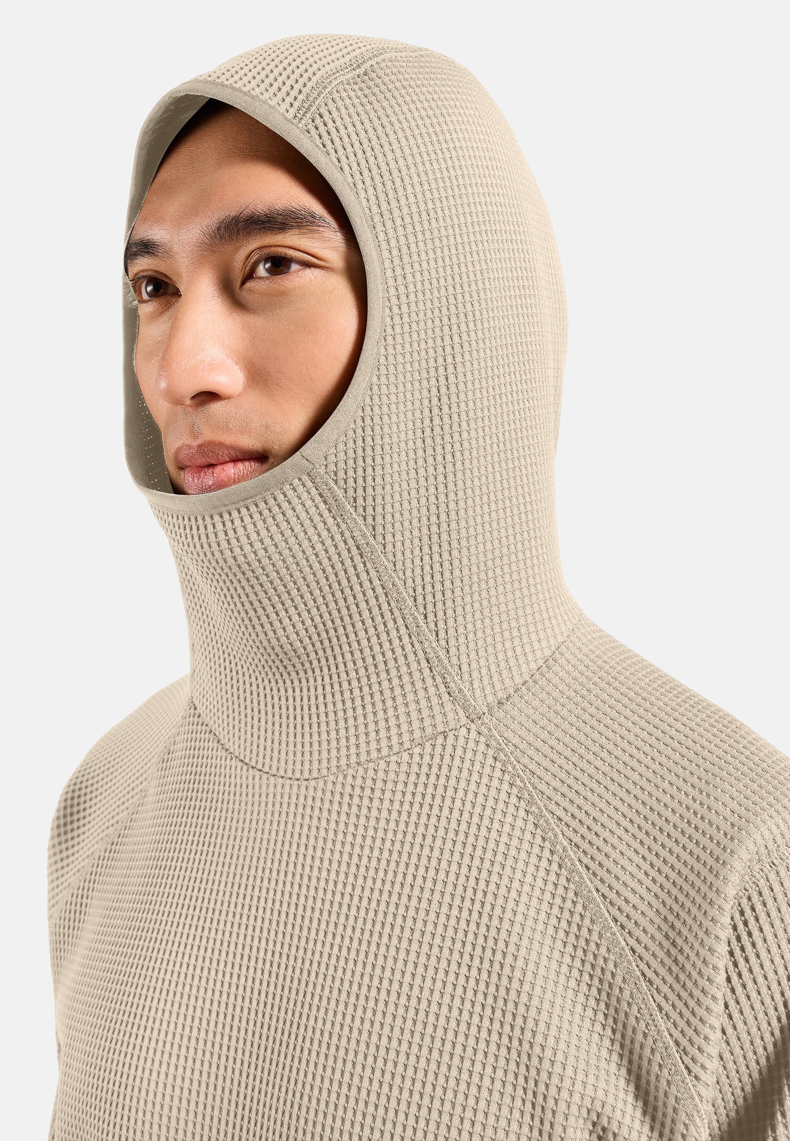 Mid layer multisport Cubic con cappuccio