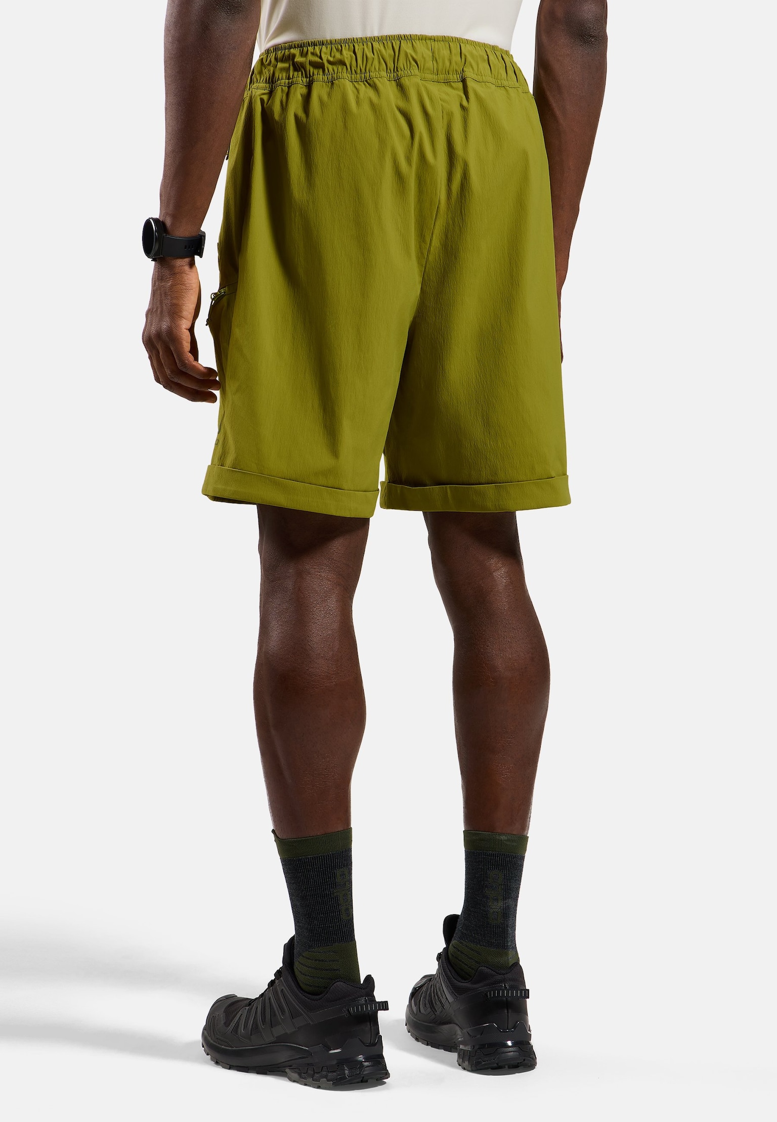 Short cargo Essentials