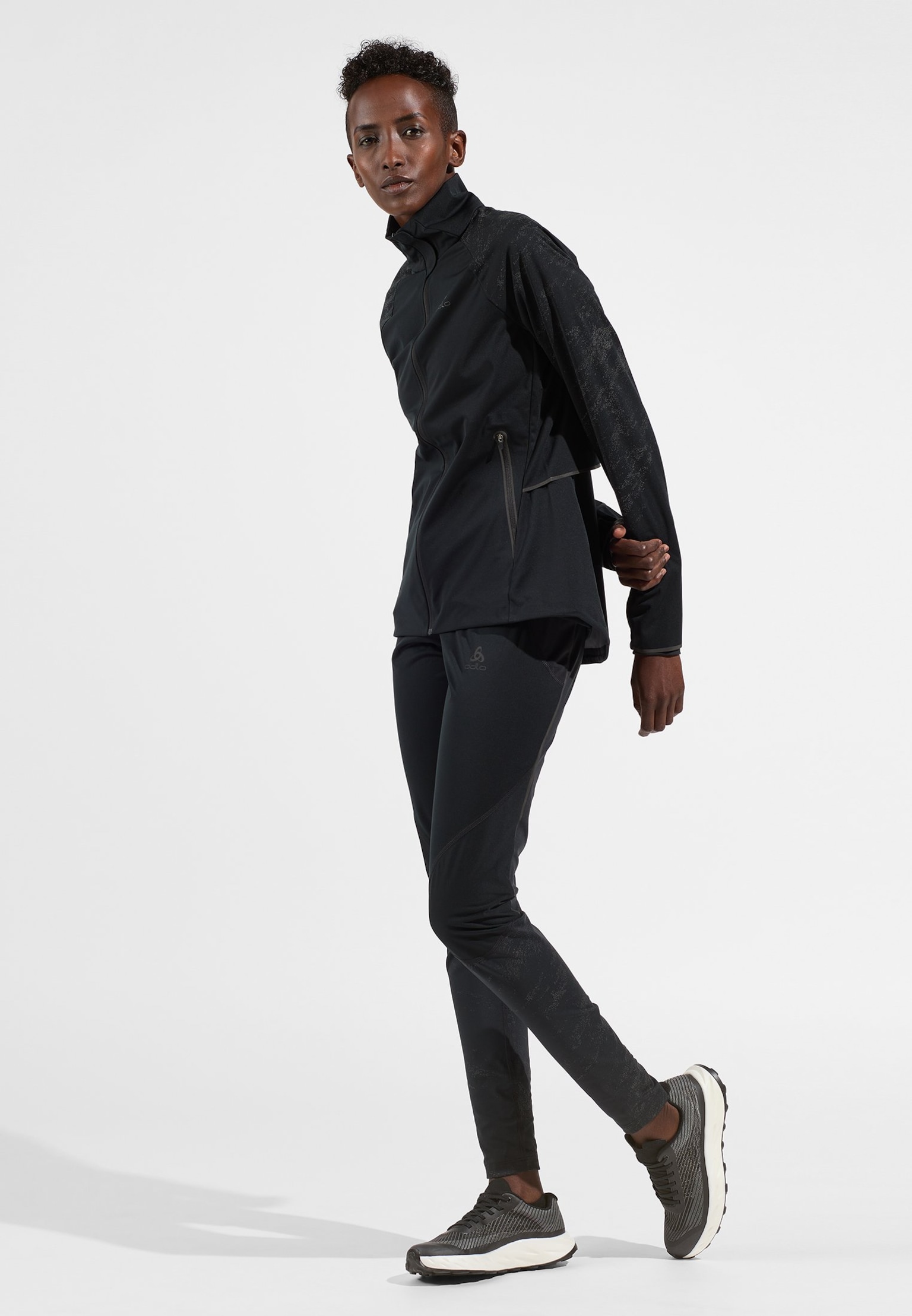 The Zeroweight Pro Warm reflective running jacket