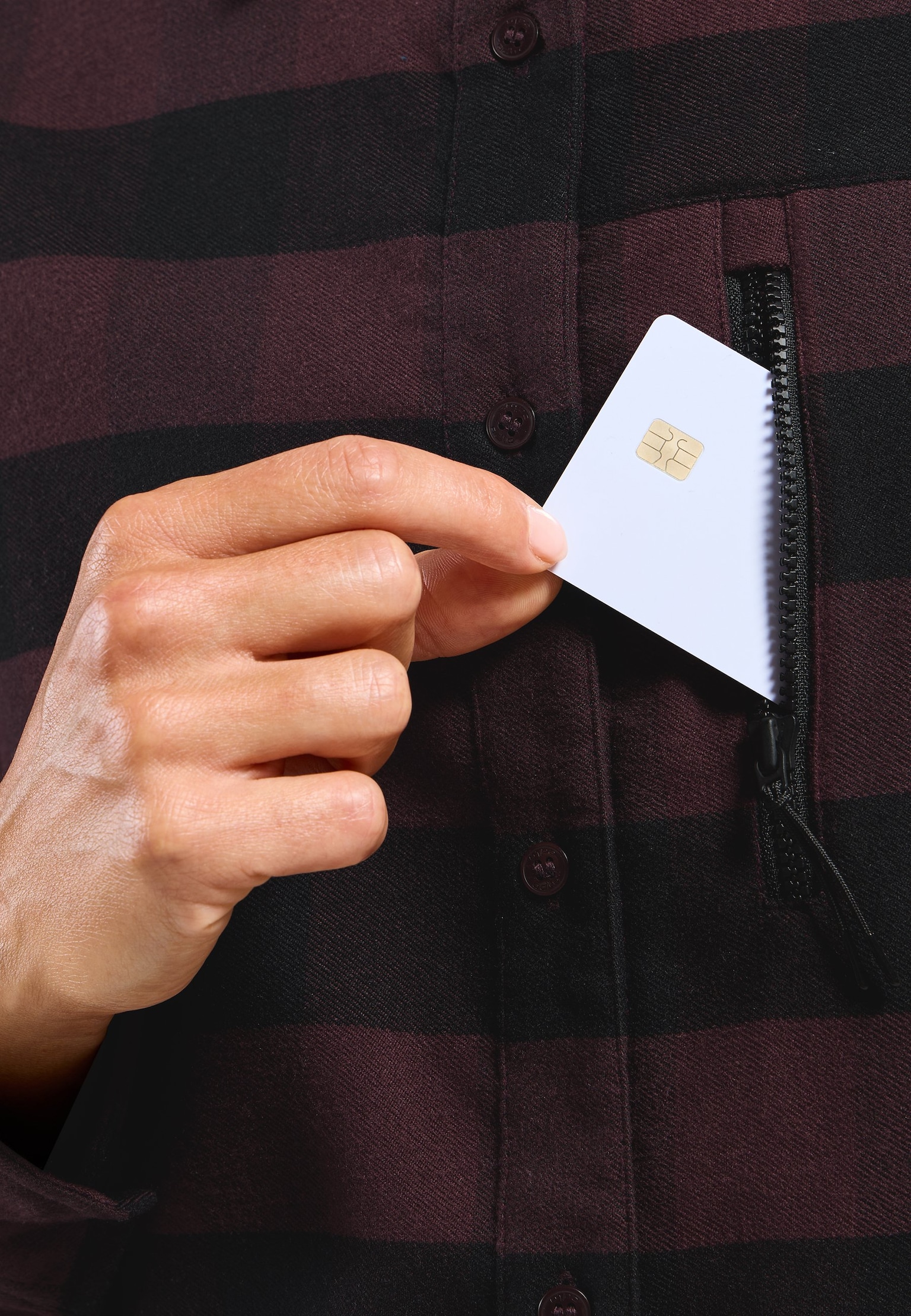 Essential Long-Sleeve Shirt