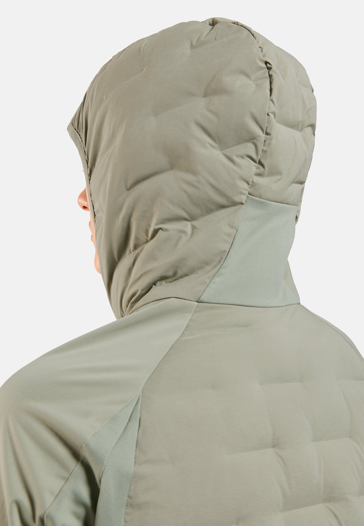 The Zeroweight Insulator running jacket