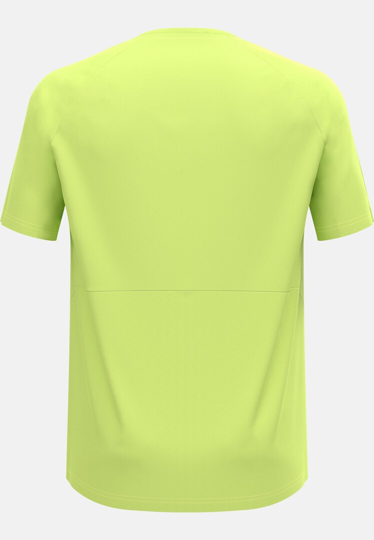 The men's Essentials Chill-Tec t-shirt in sharp green High