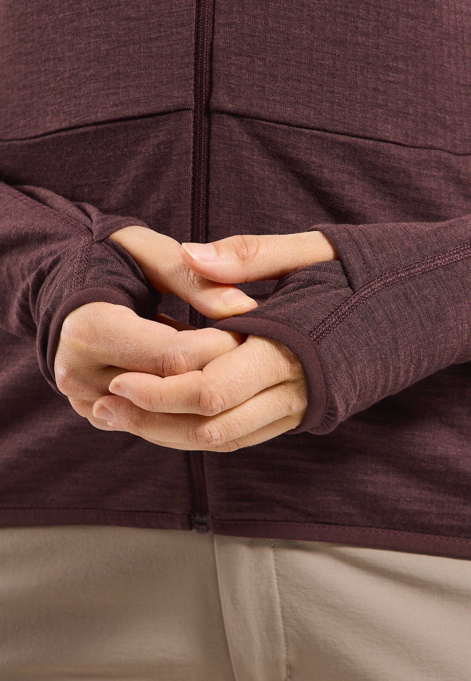 The Ascent mid layer hooded zip