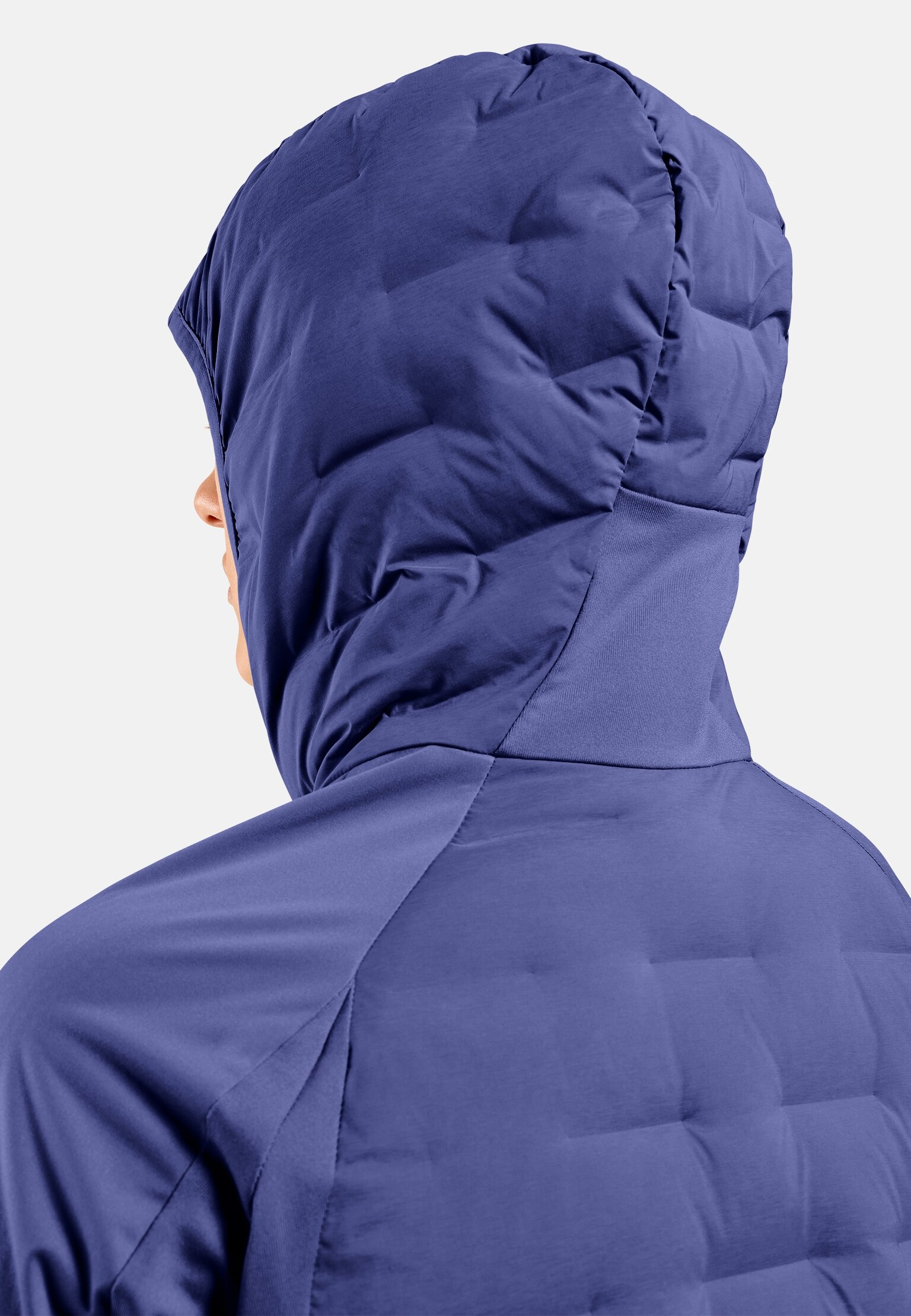 The Zeroweight Insulator running jacket
