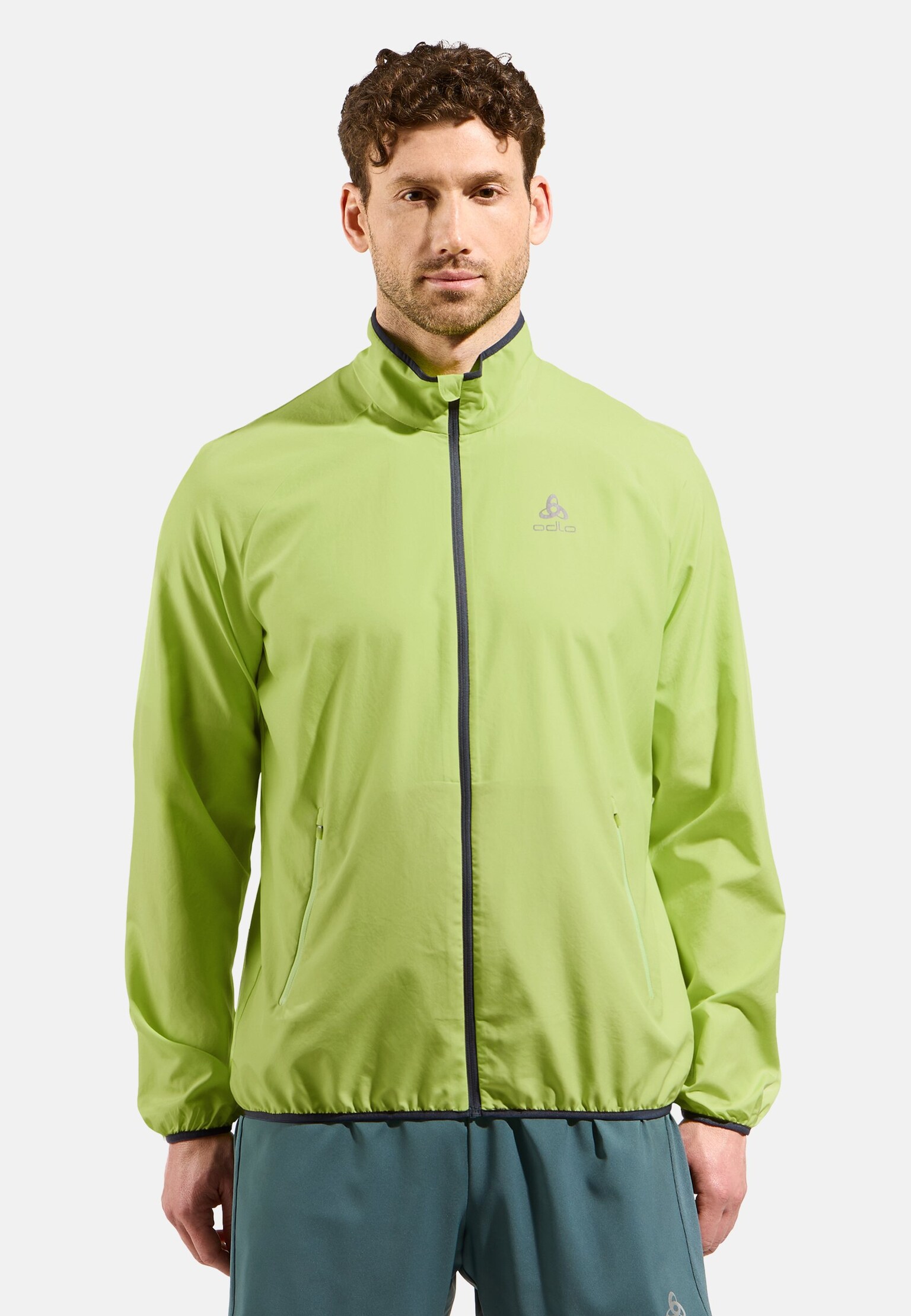 The Essentials Light running jacket