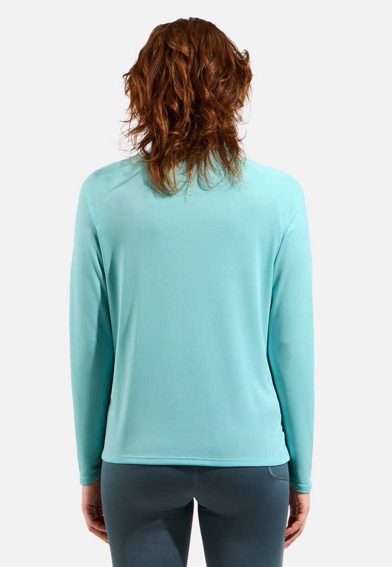 The women's Essentials half-zip running mid layer
