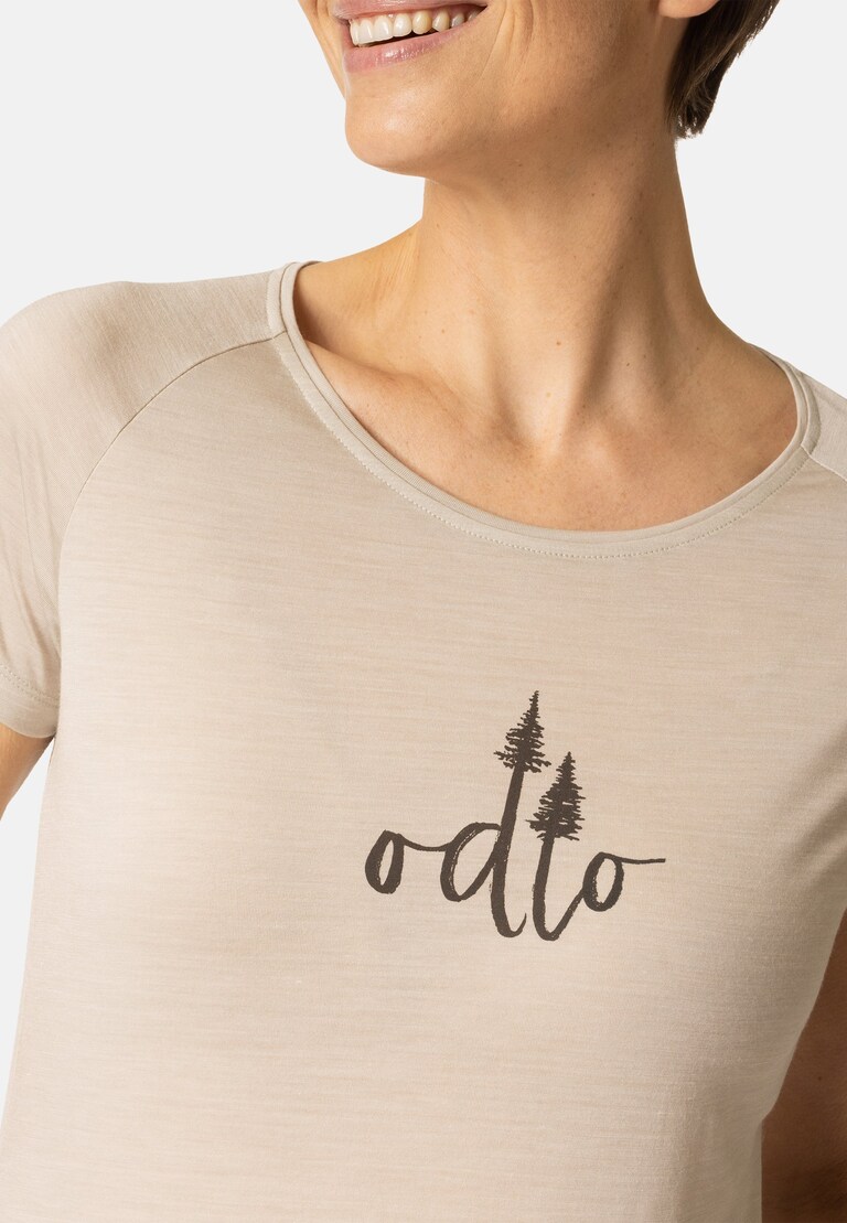 The Ascent Performance Wool 130 trees t-shirt