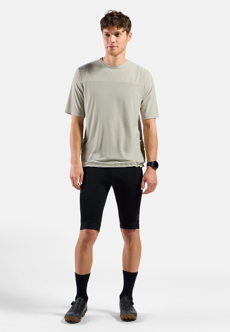 The Explorer men's cargo short tights
