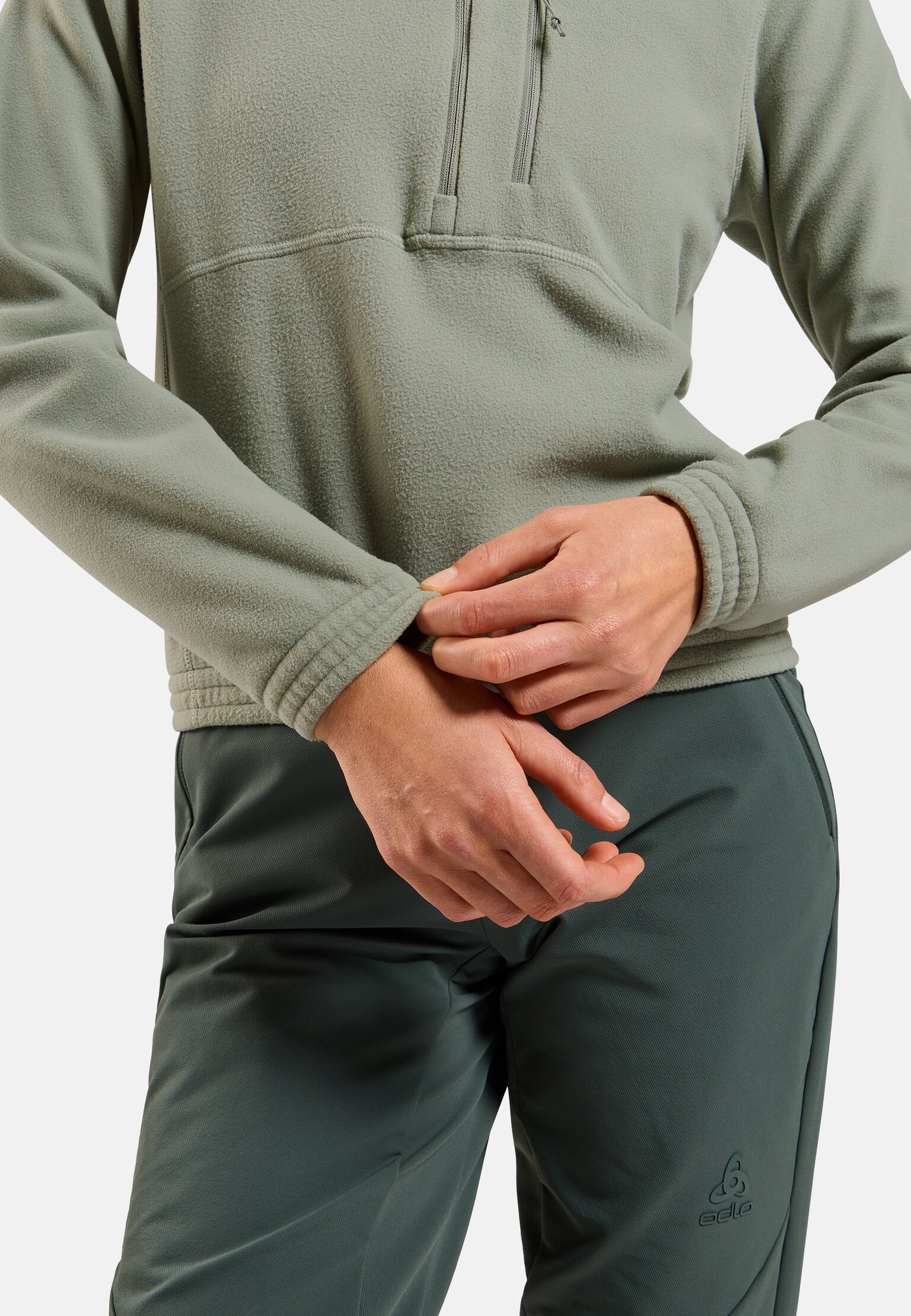 The Essentials classic fleece half-zip multisport mid layer