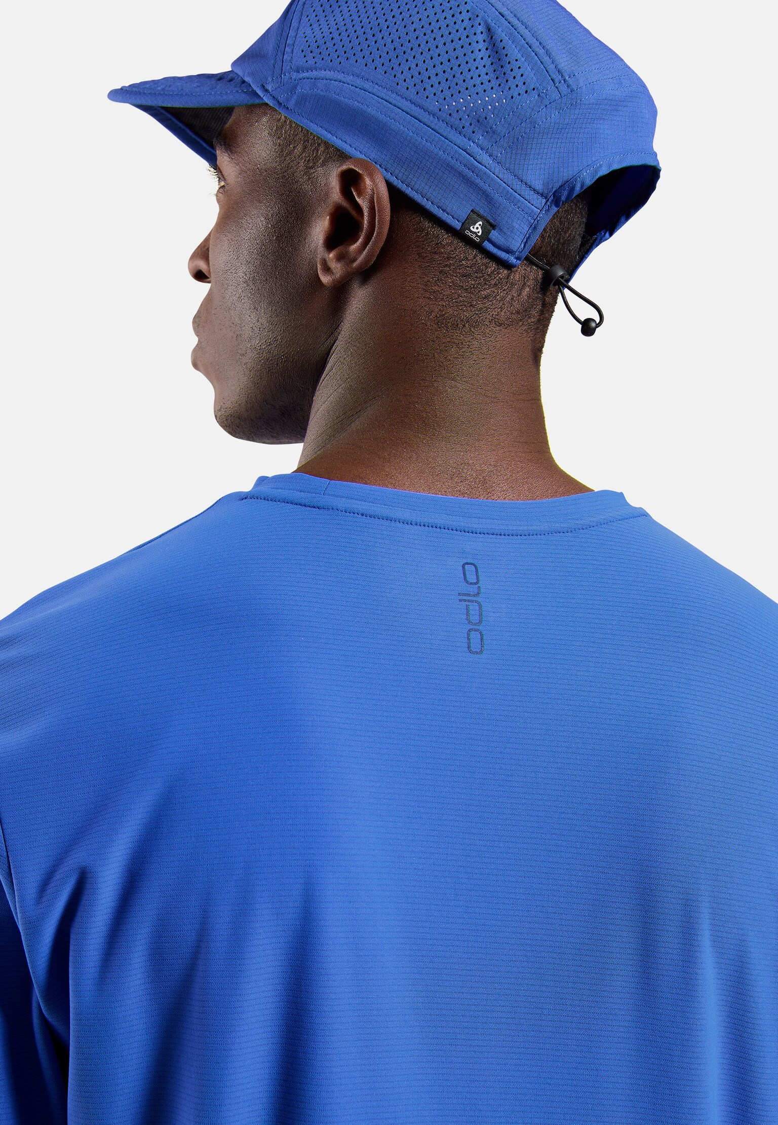 The Zeroweight Chill-Tec long-sleeve running t-shirt 2.0
