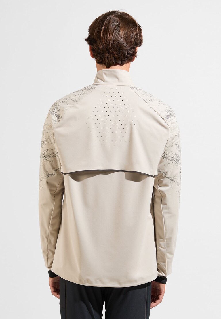 The Zeroweight Pro Warm reflective running jacket
