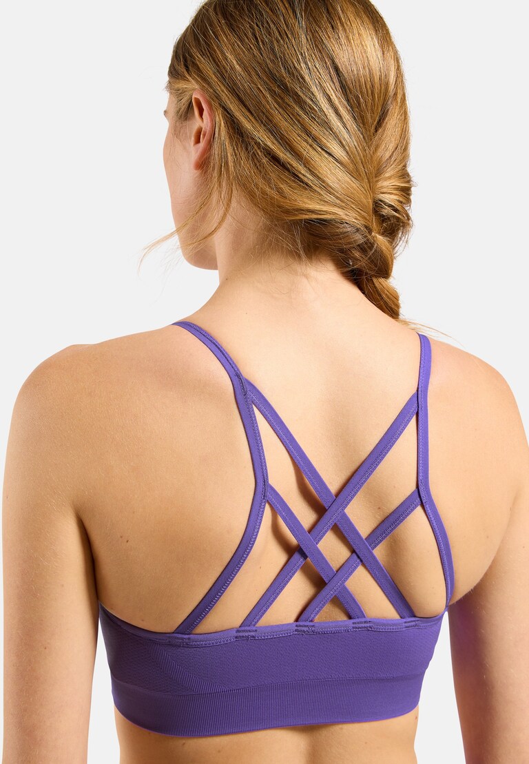 The Seamless soft-support reversible sports bra