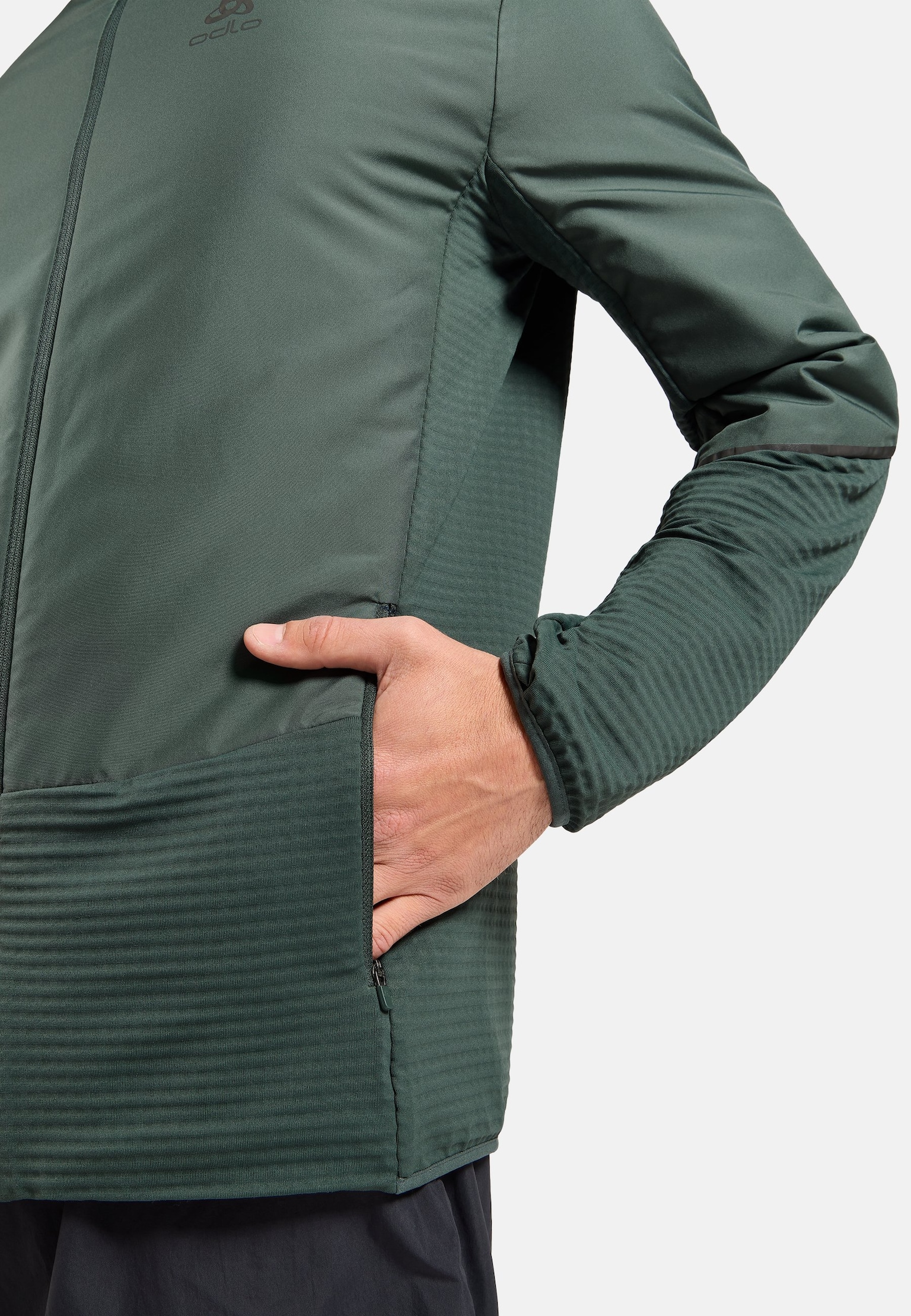 Essentials Insulator Hybrid-Laufjacke