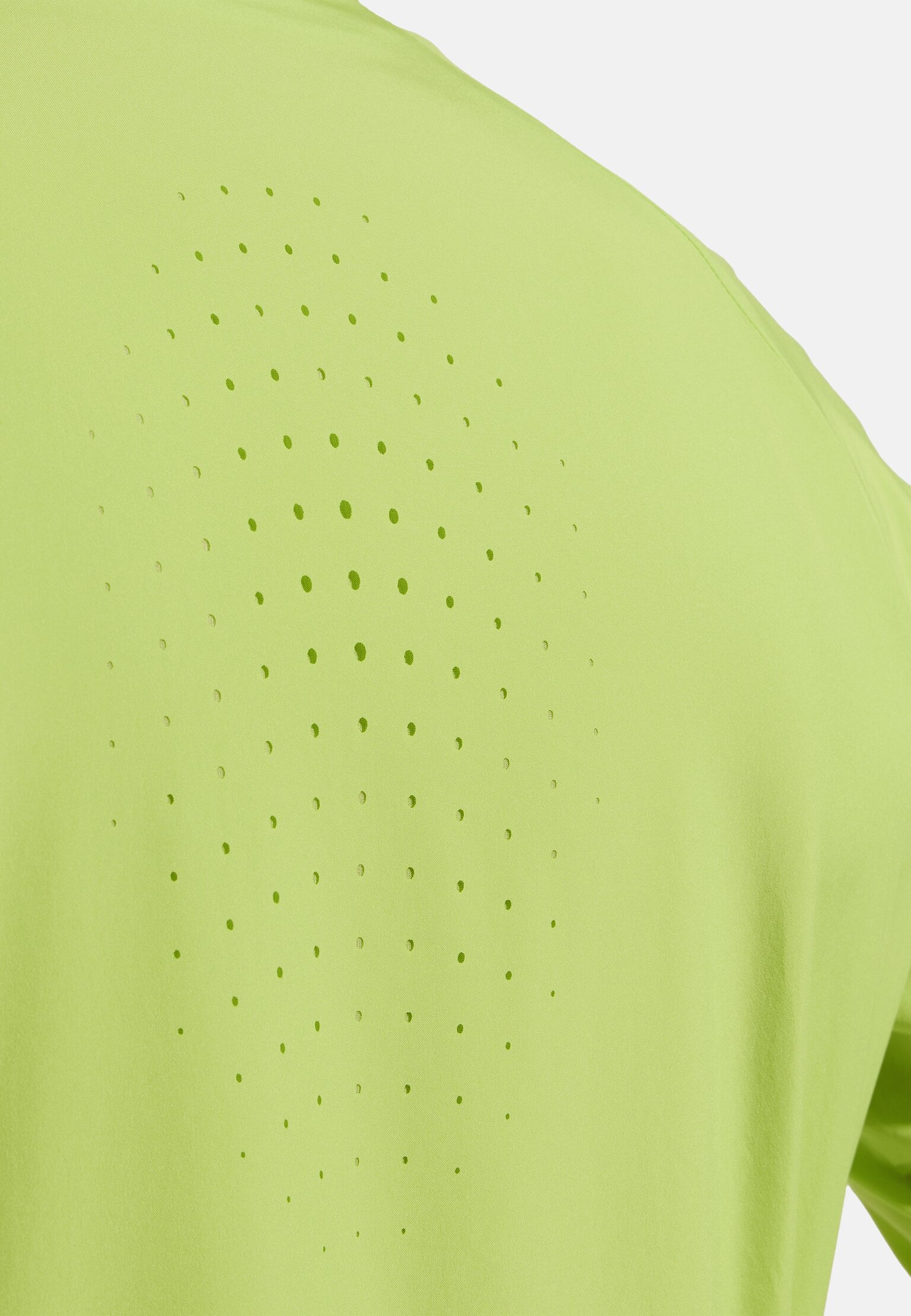 The Essentials Light running jacket