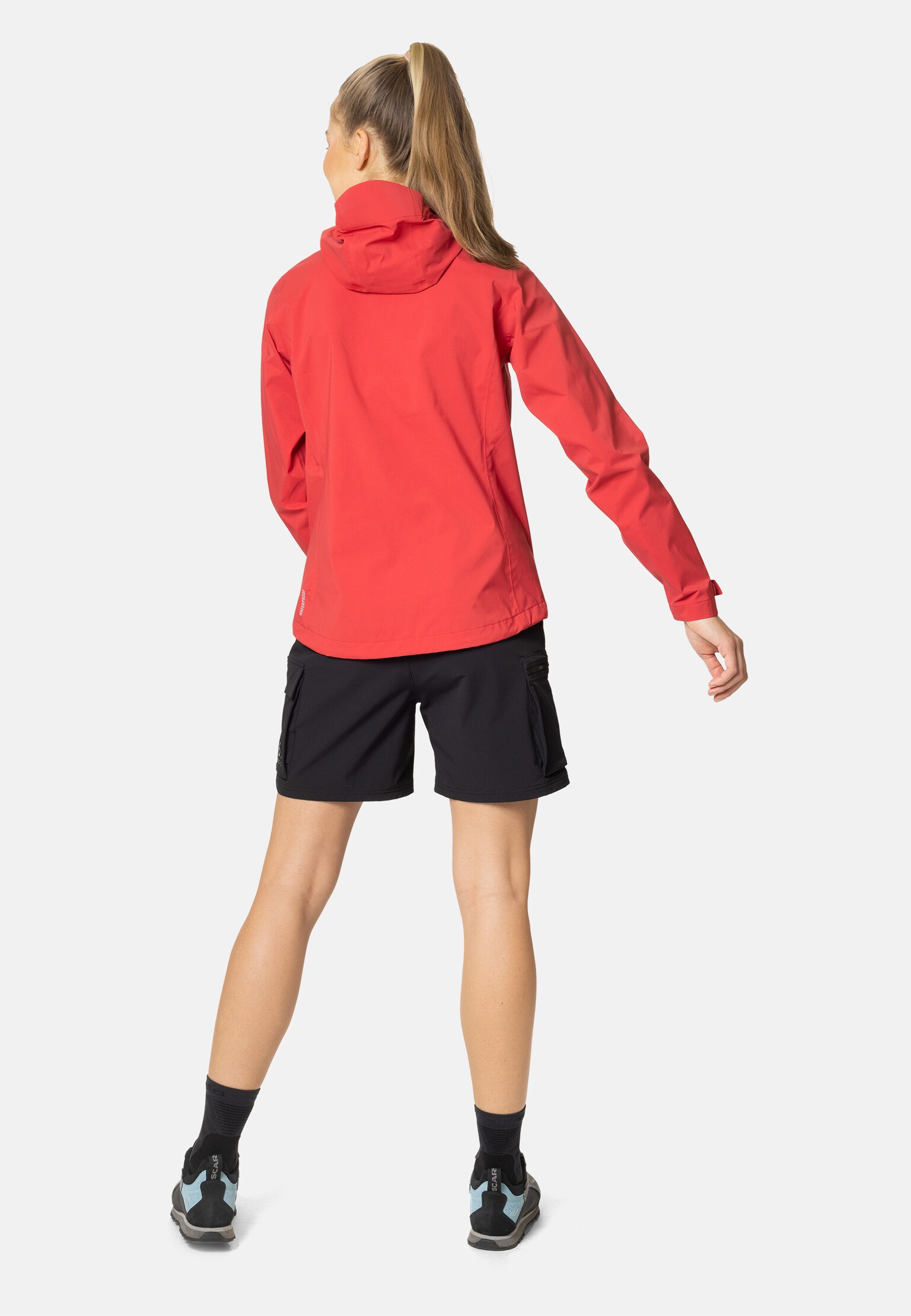 The women's Aegis 2.5L waterproof hardshell jacket