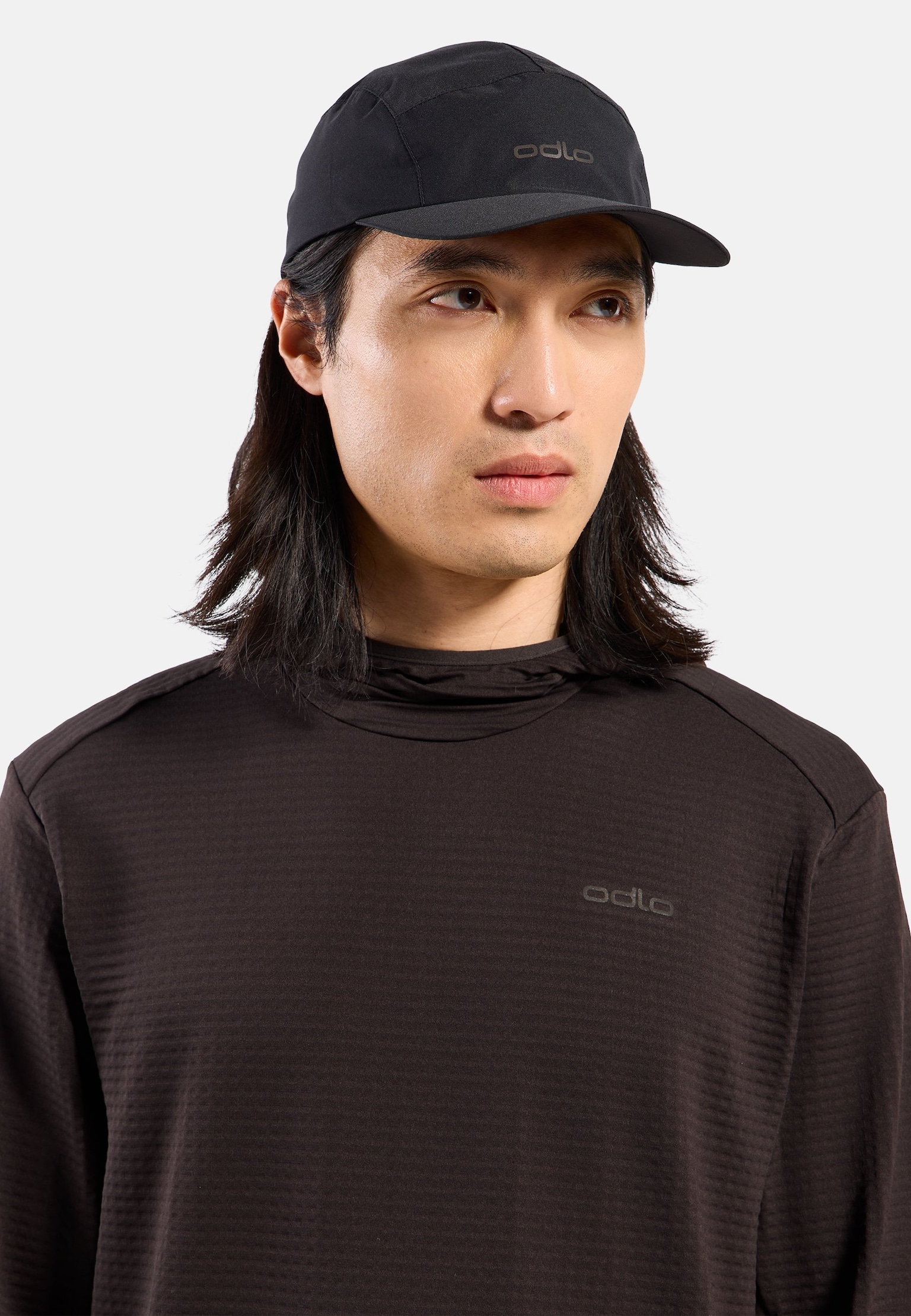 Haut à capuche de running Essential Thermal