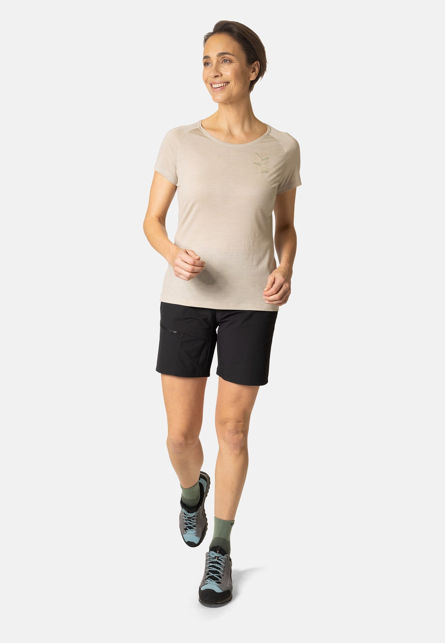 The Ascent Performance Wool 130 tree t-shirt