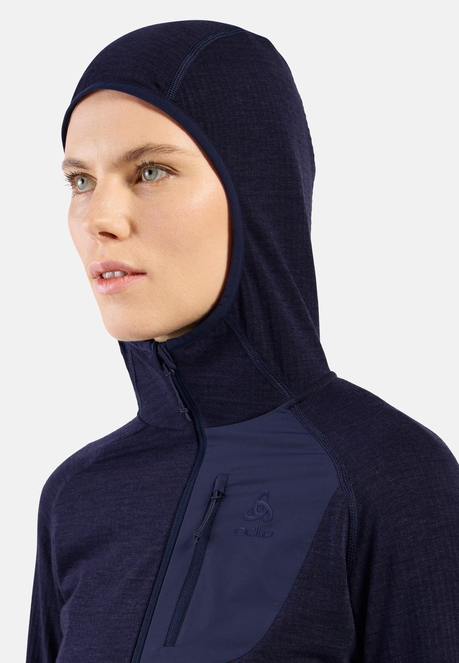 The Ascent mid layer hooded zip