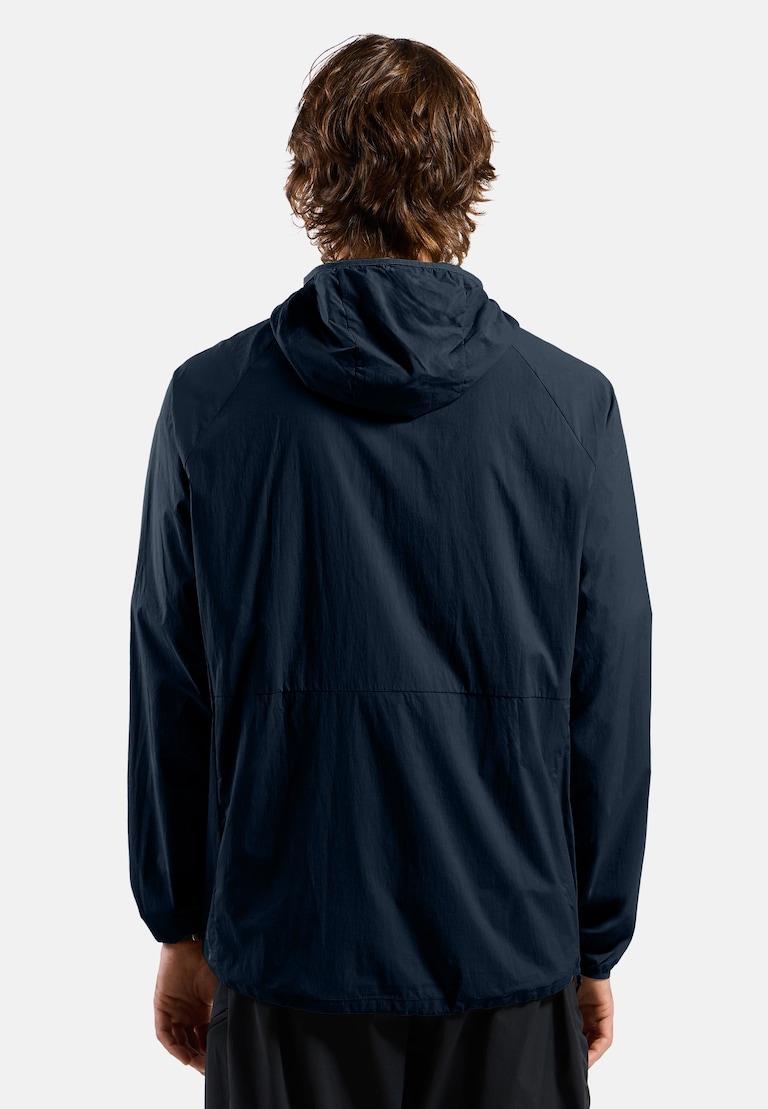 The Essentials windbreaker in dark sapphire | Odlo The Essentials windbreaker in dark sapphire | Odlo