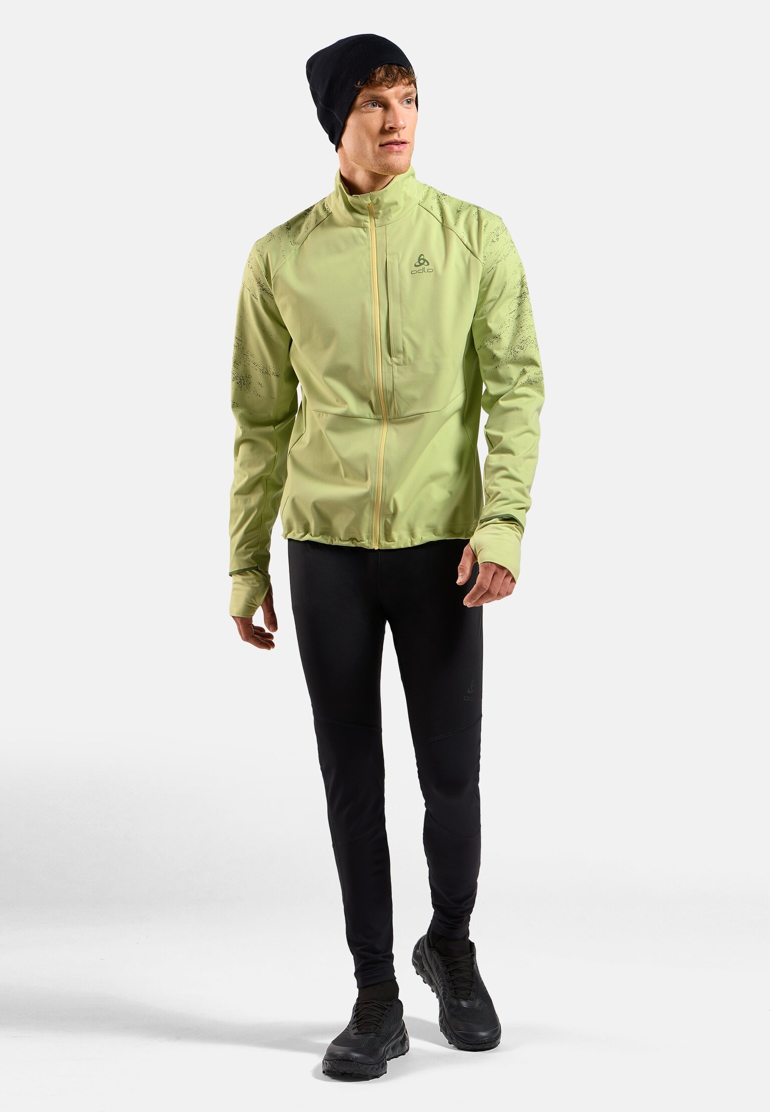 The Zeroweight Pro Warm reflective running jacket 2.0