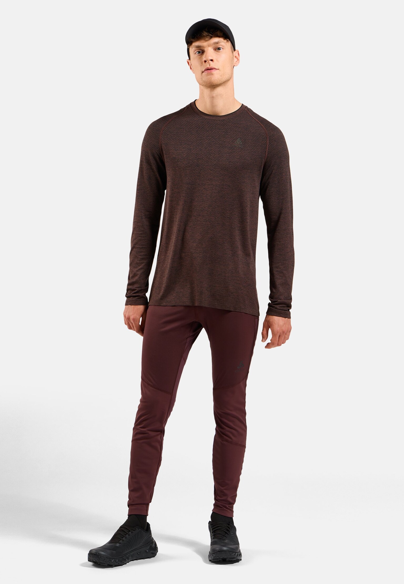 Essentials Seamless Langarm-Laufshirt