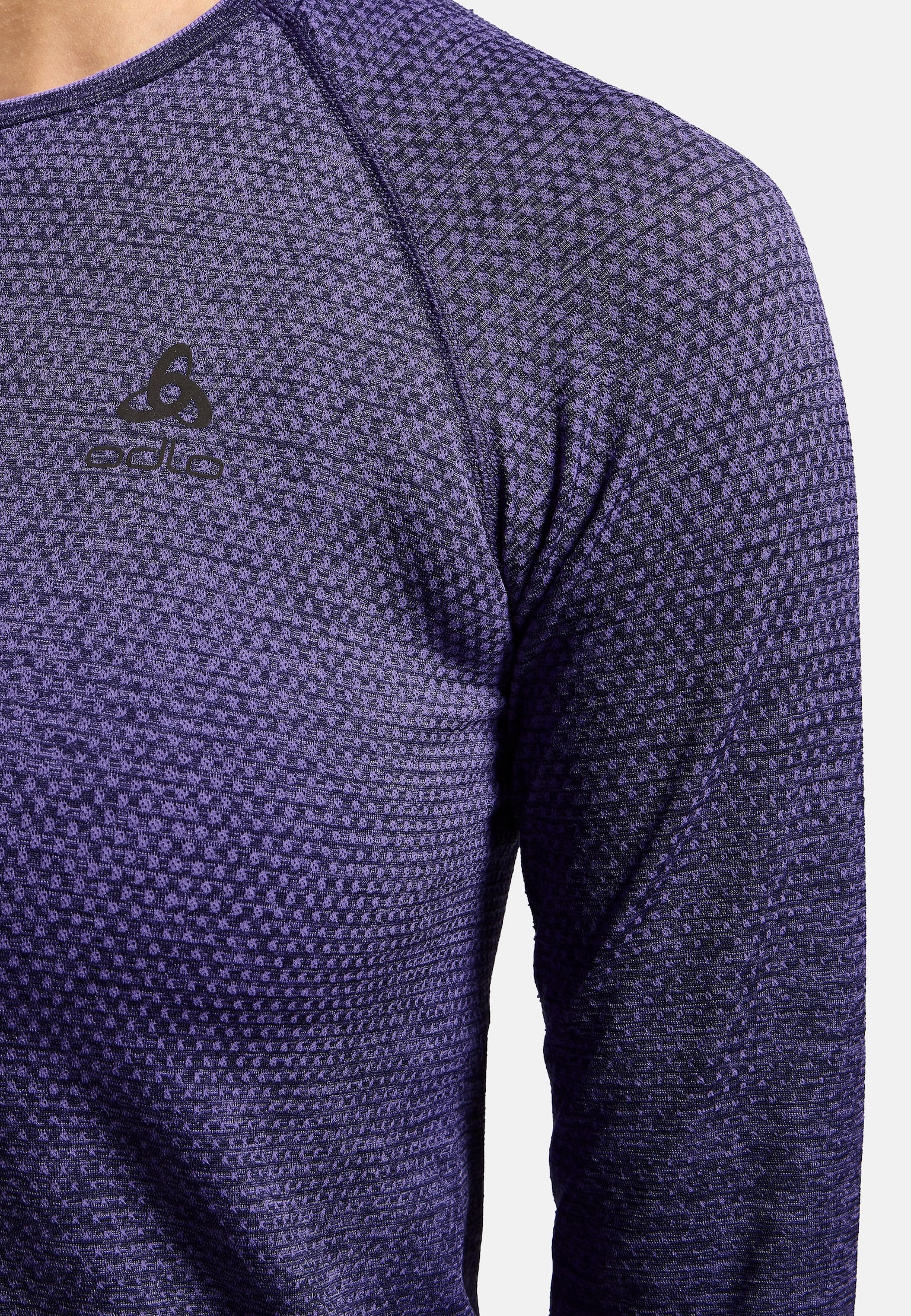 Essential Seamless Long-Sleeve Running T-Shirt