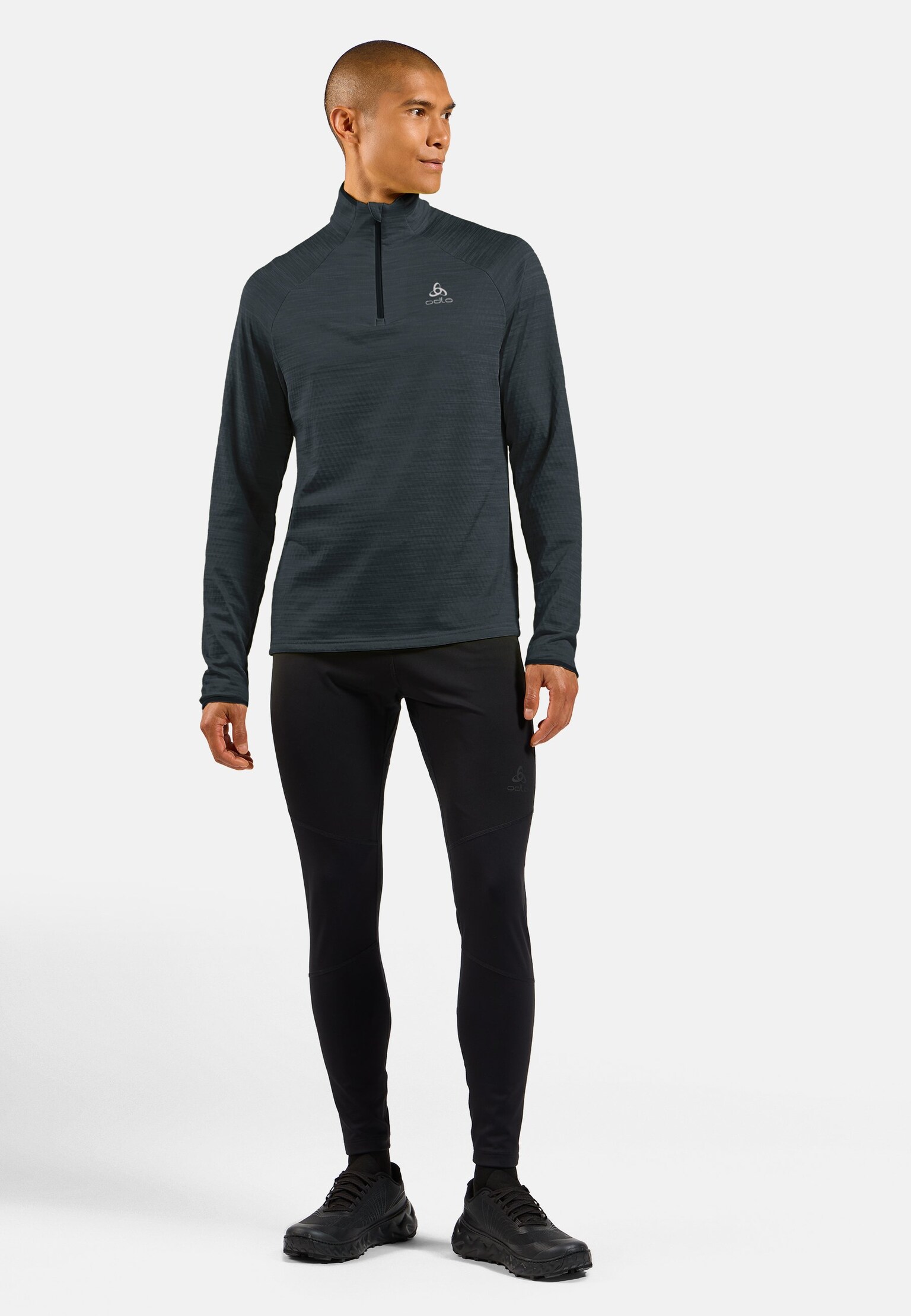 The men's Run Easy half-zip mid layer top