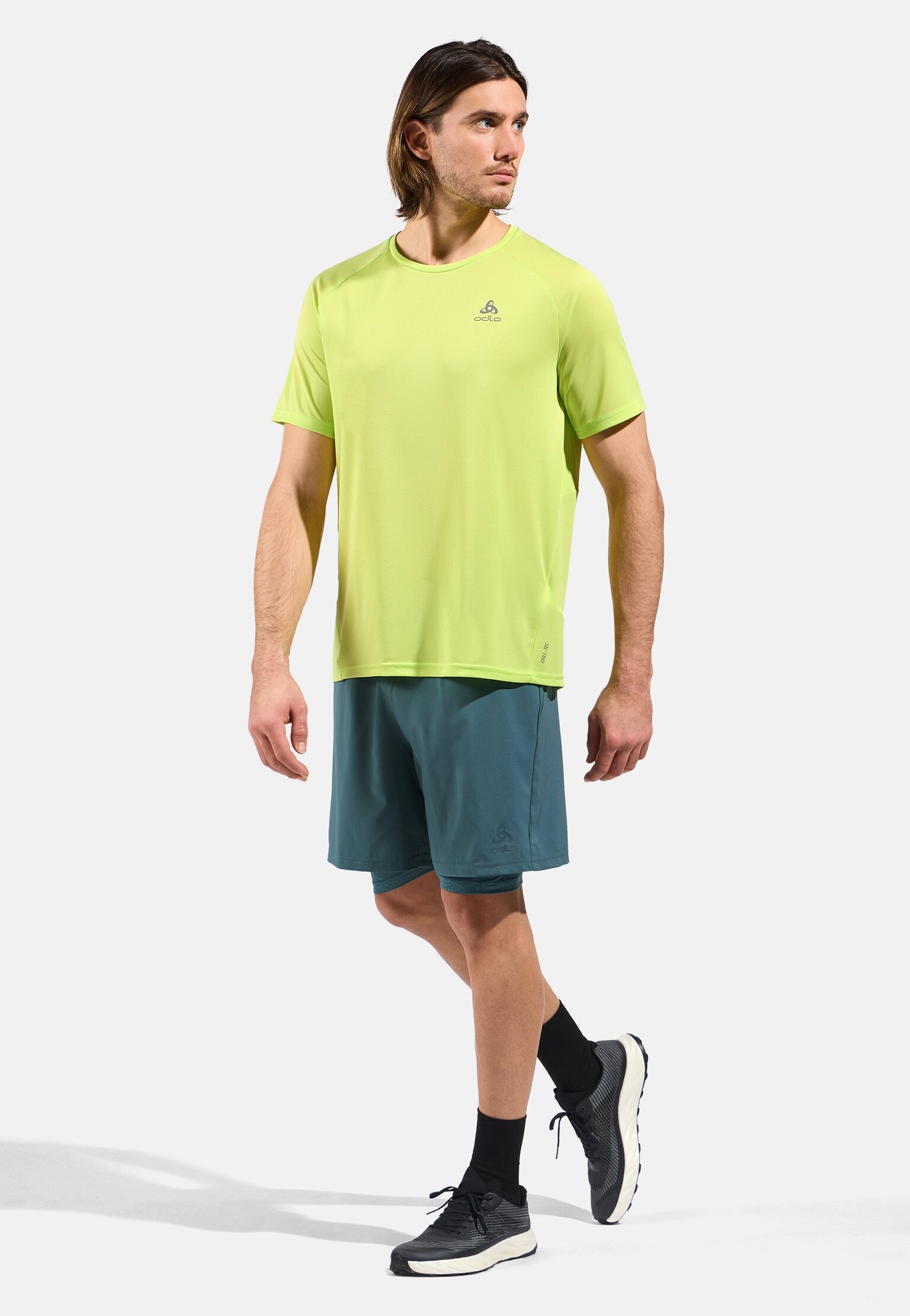 The men's Essentials Chill-Tec t-shirt