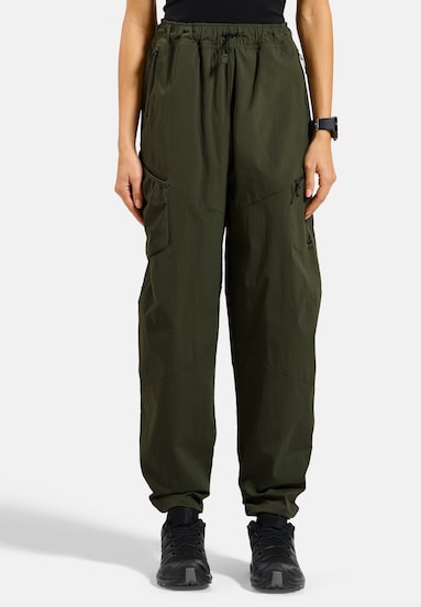 The Essentials cargo bukse