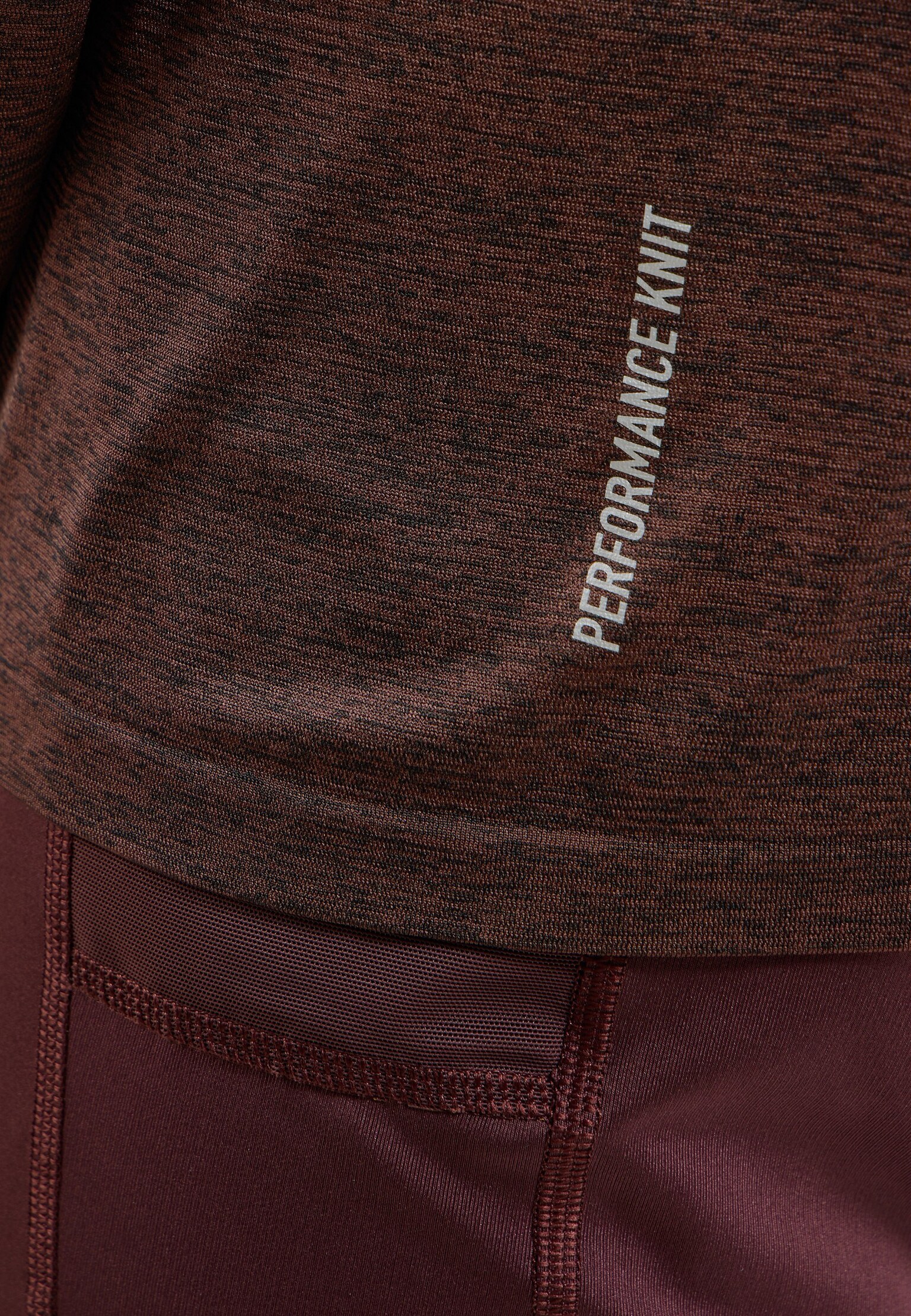 Essentials Seamless Langarm-Laufshirt