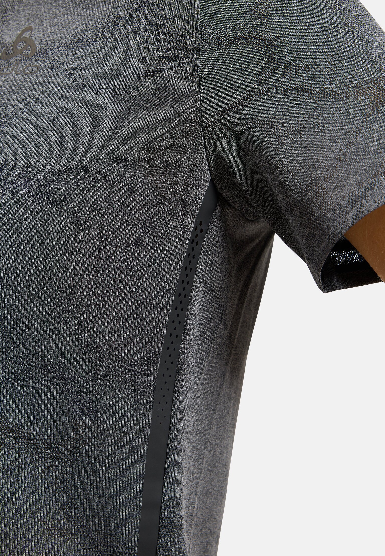 Zeroweight Engineered Chill-Tec Laufshirt