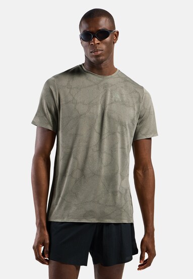 The Zeroweight engineered Chill-Tec running t-shirt