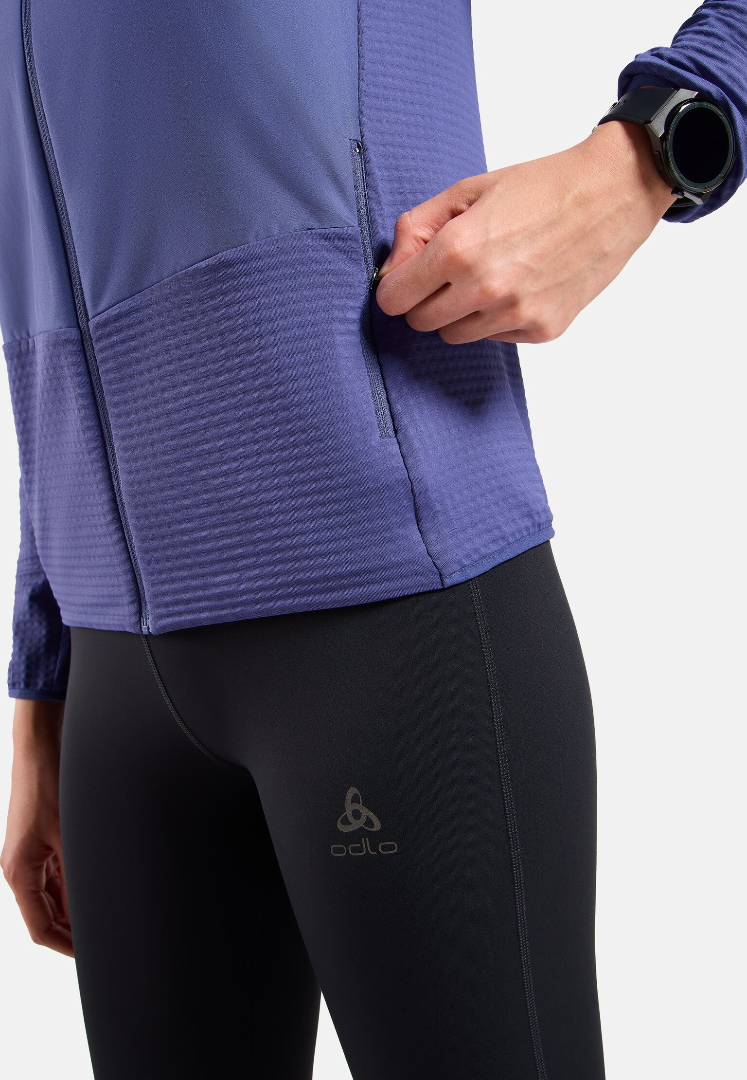 Essentials Insulator Hybrid-Laufjacke