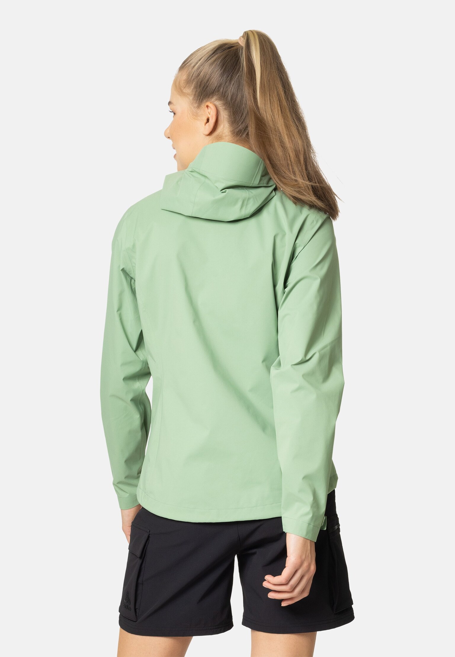 The women's Aegis 2.5L waterproof hardshell jacket