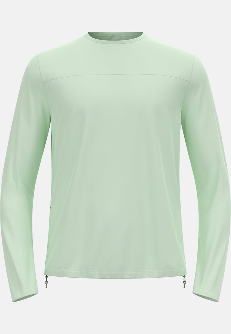 The Explorer Chill-Tec cargo long-sleeve t-shirt in ambrosia